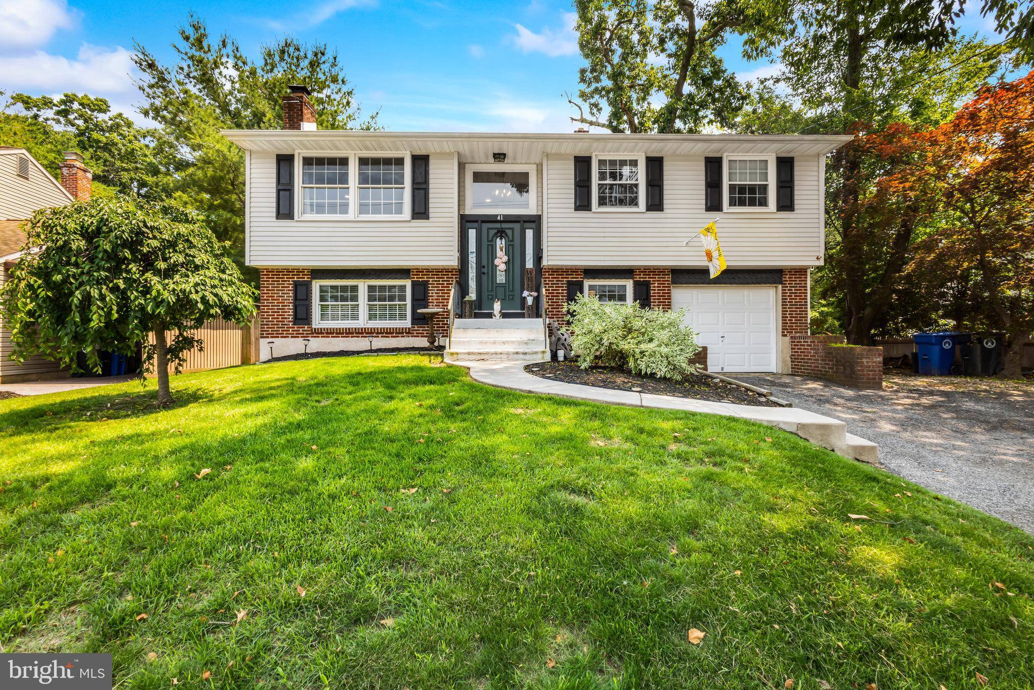 West Deptford, NJ 08096,41 ST REGIS DR