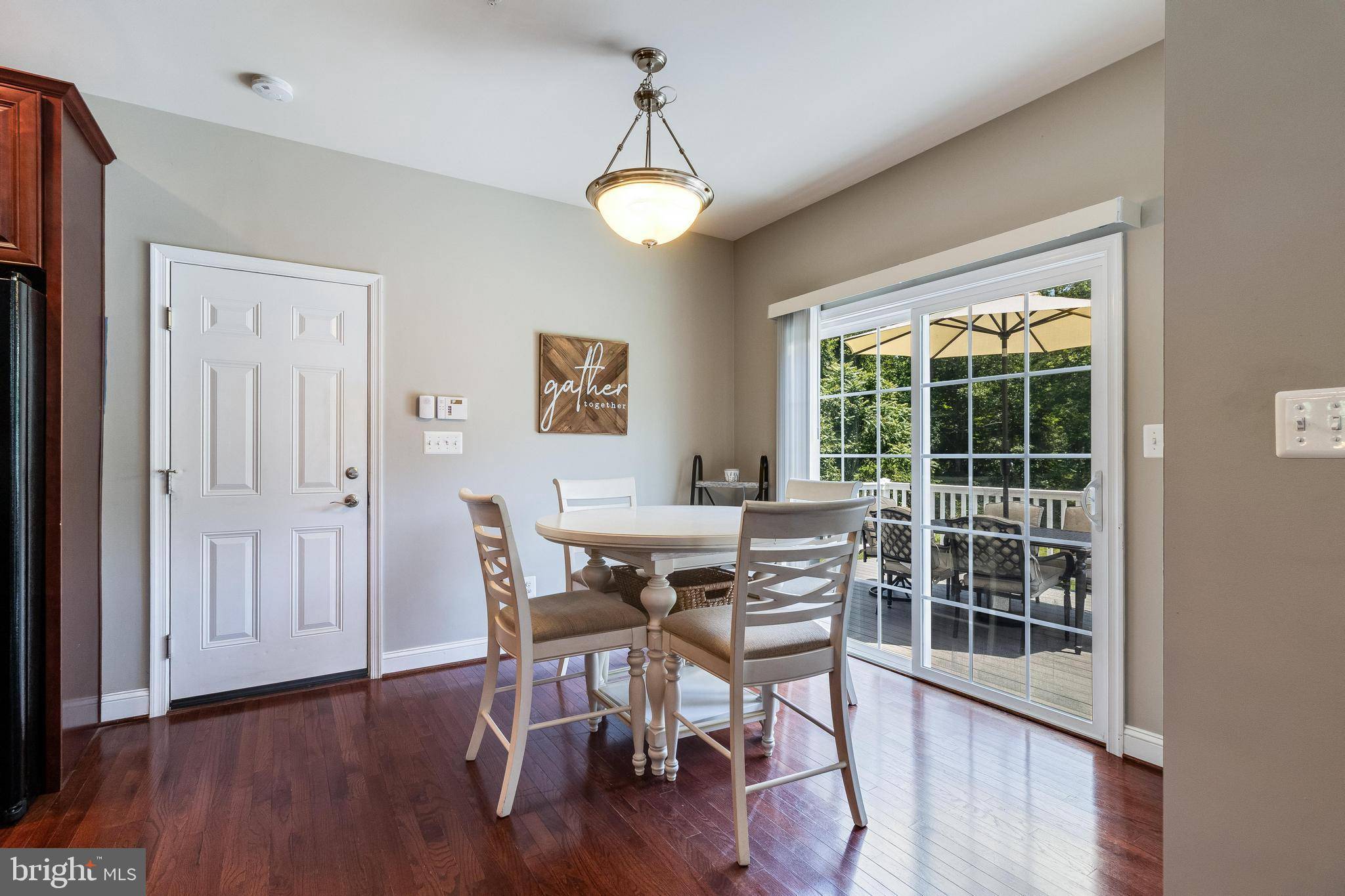 Hughesville, MD 20637,6860 DESALES PL