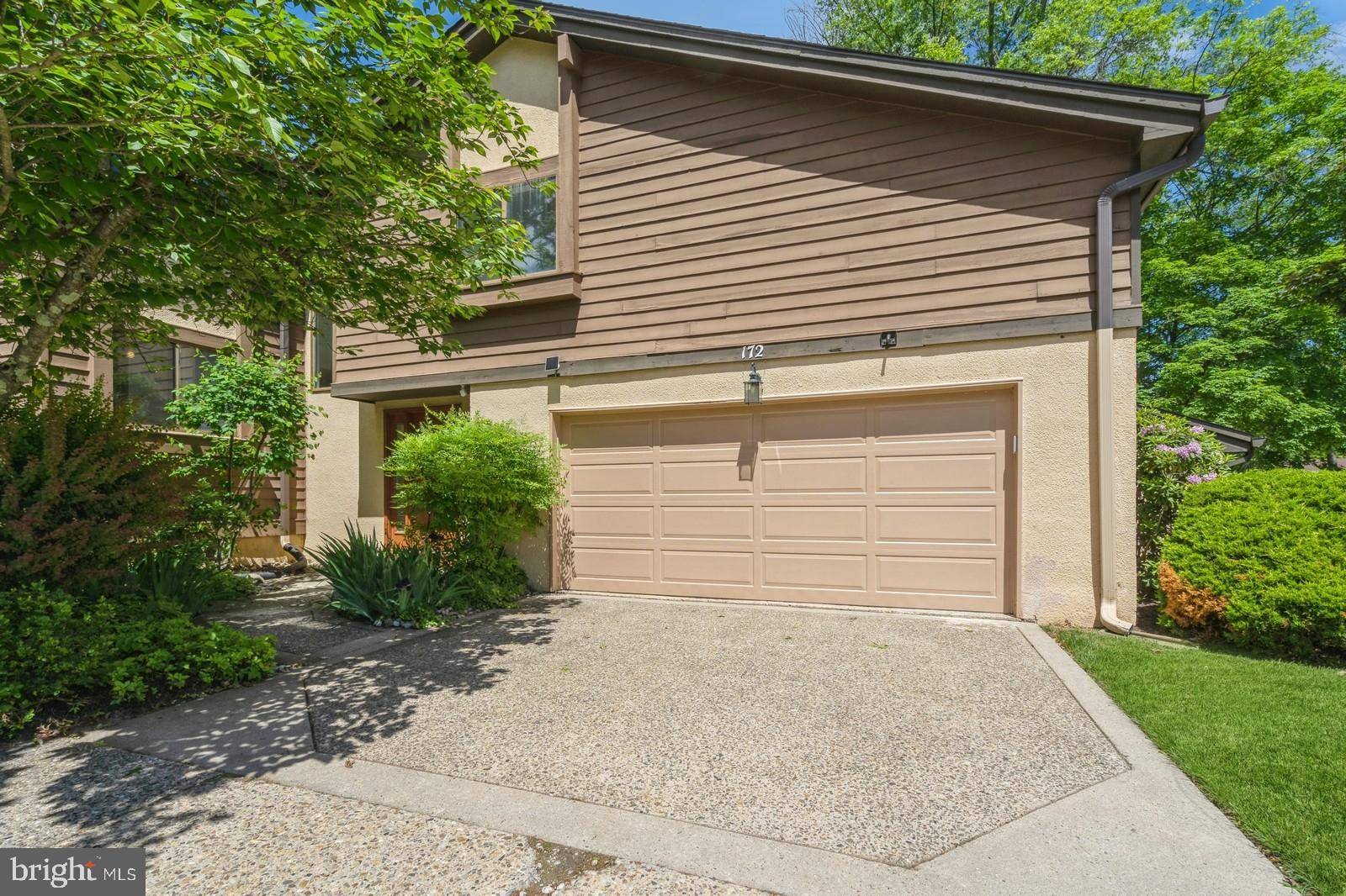 Princeton, NJ 08540,172 SAYRE DR