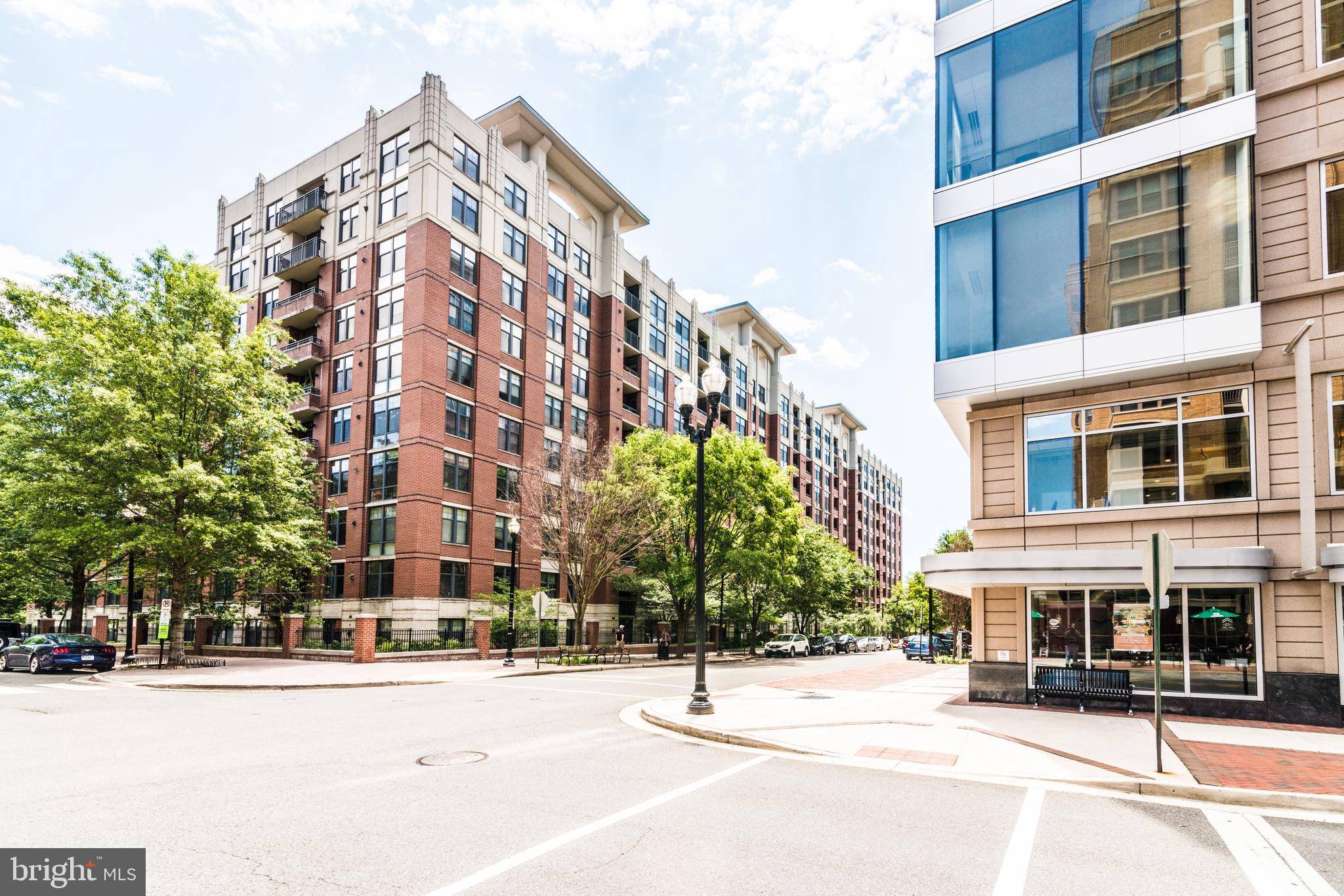 Arlington, VA 22201,1021 N GARFIELD ST #521