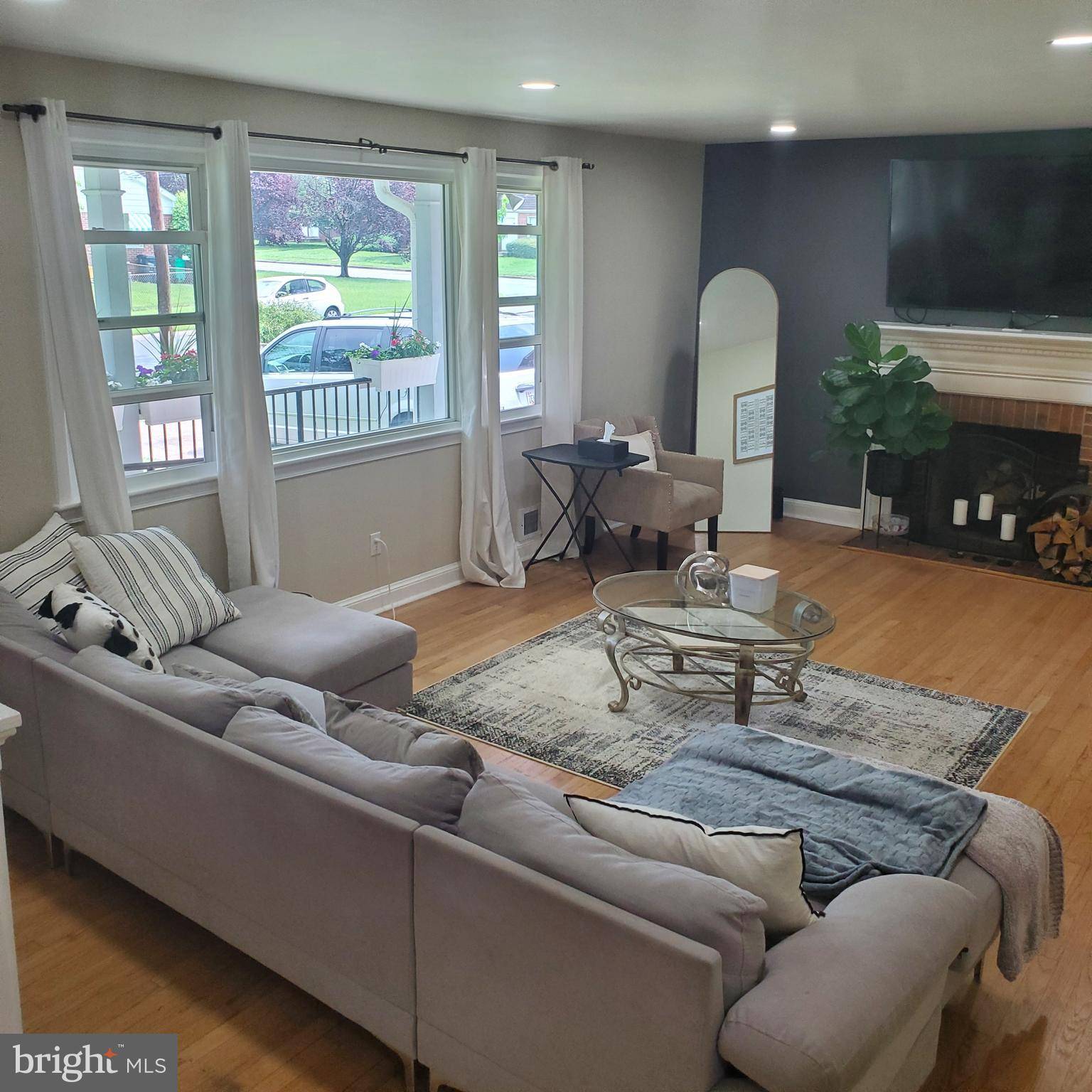 Temple Hills, MD 20748,3907 24TH AVE