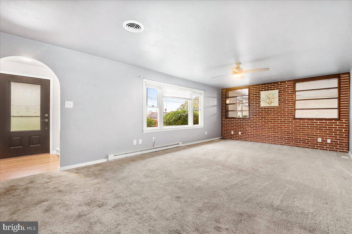 Knoxville, MD 21758,538 JEFFERSON PIKE