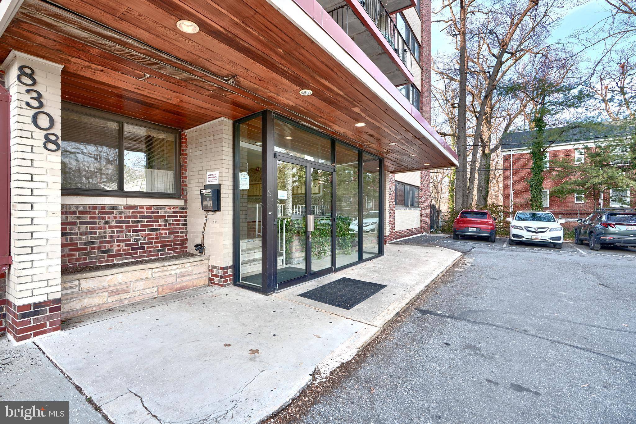 Takoma Park, MD 20912,8308 FLOWER AVE #401