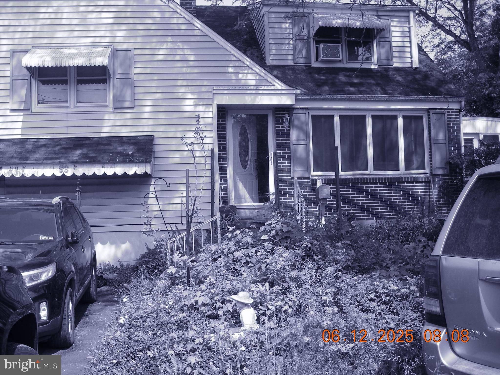 Quakertown, PA 18951,63 N MAIN ST