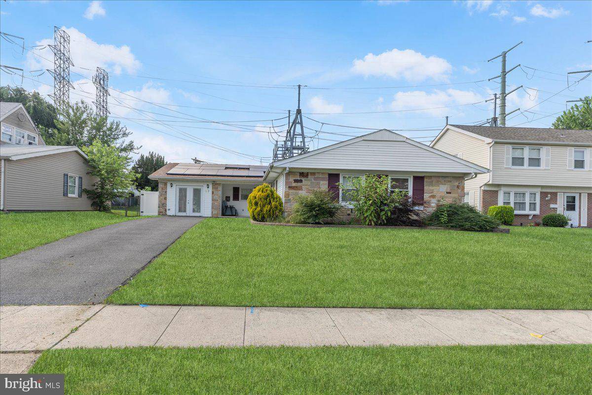 Willingboro, NJ 08046,57 GARLAND LN