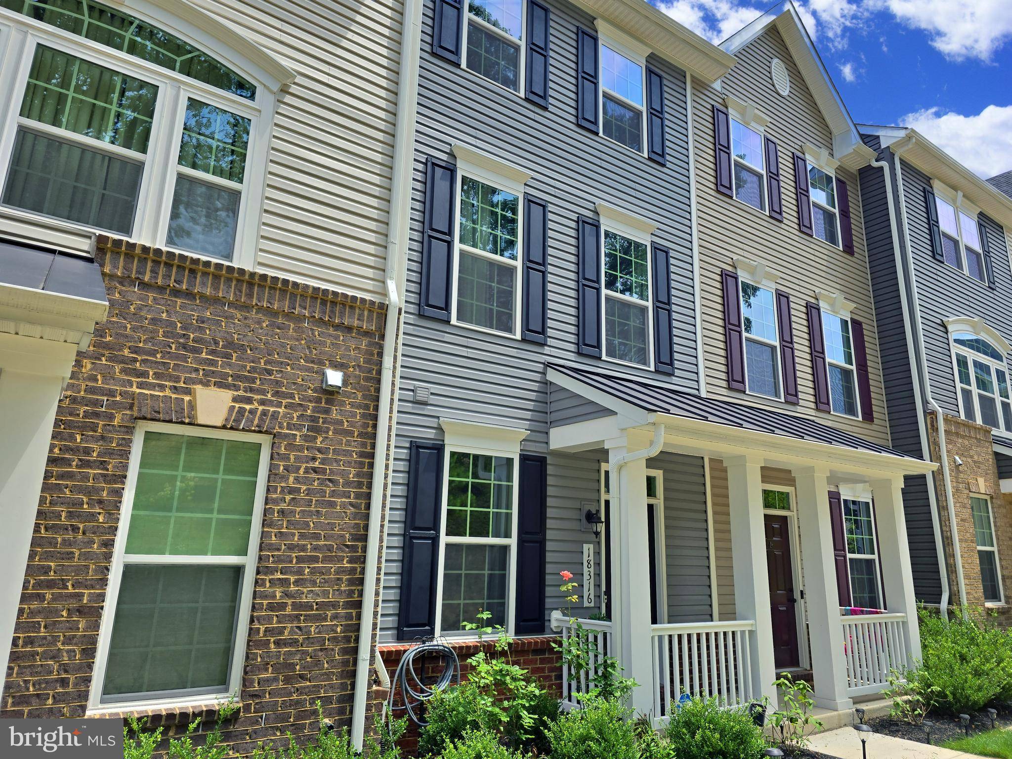 Triangle, VA 22172,18316 REAPER HILL CT