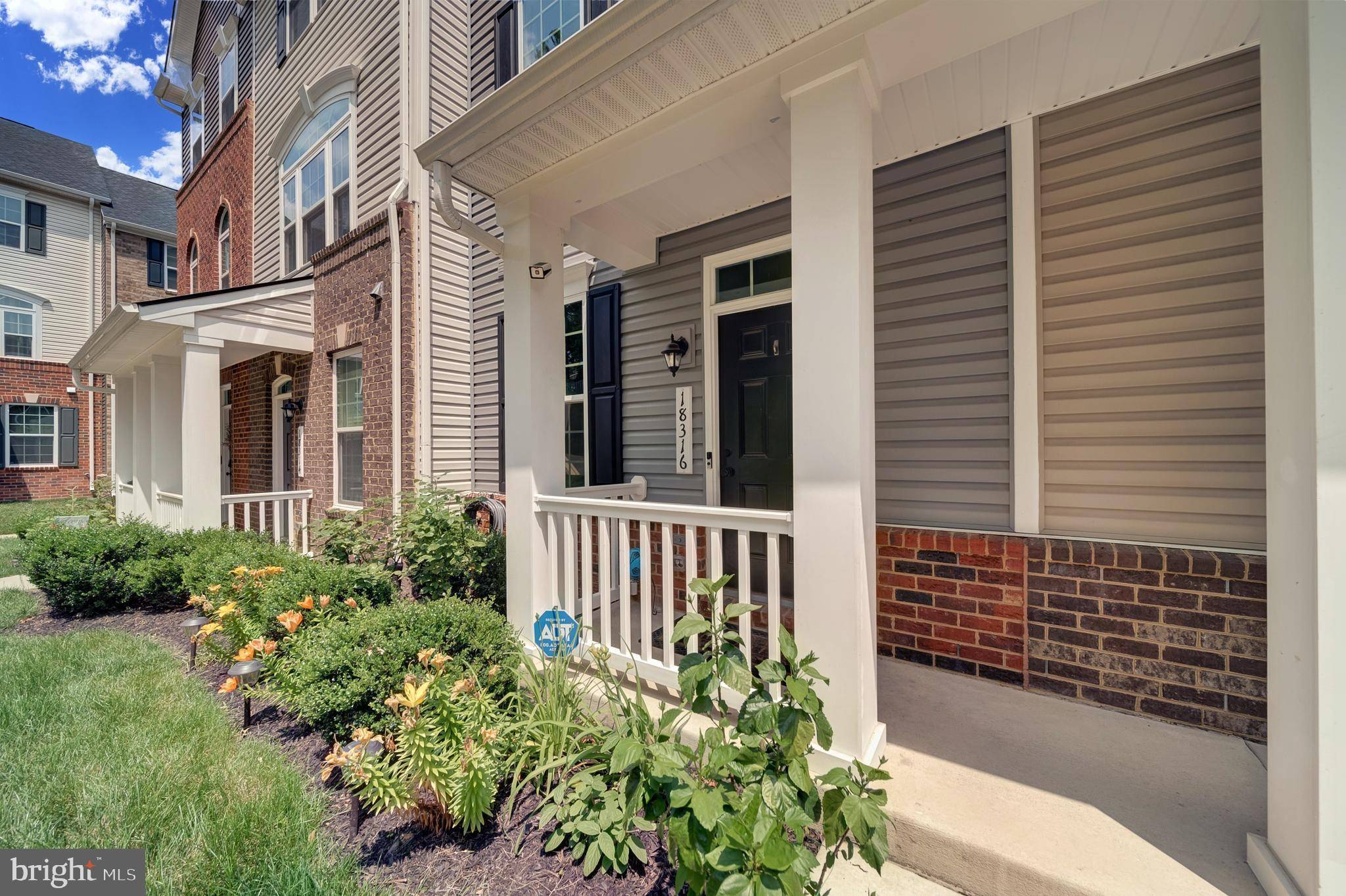 Triangle, VA 22172,18316 REAPER HILL CT