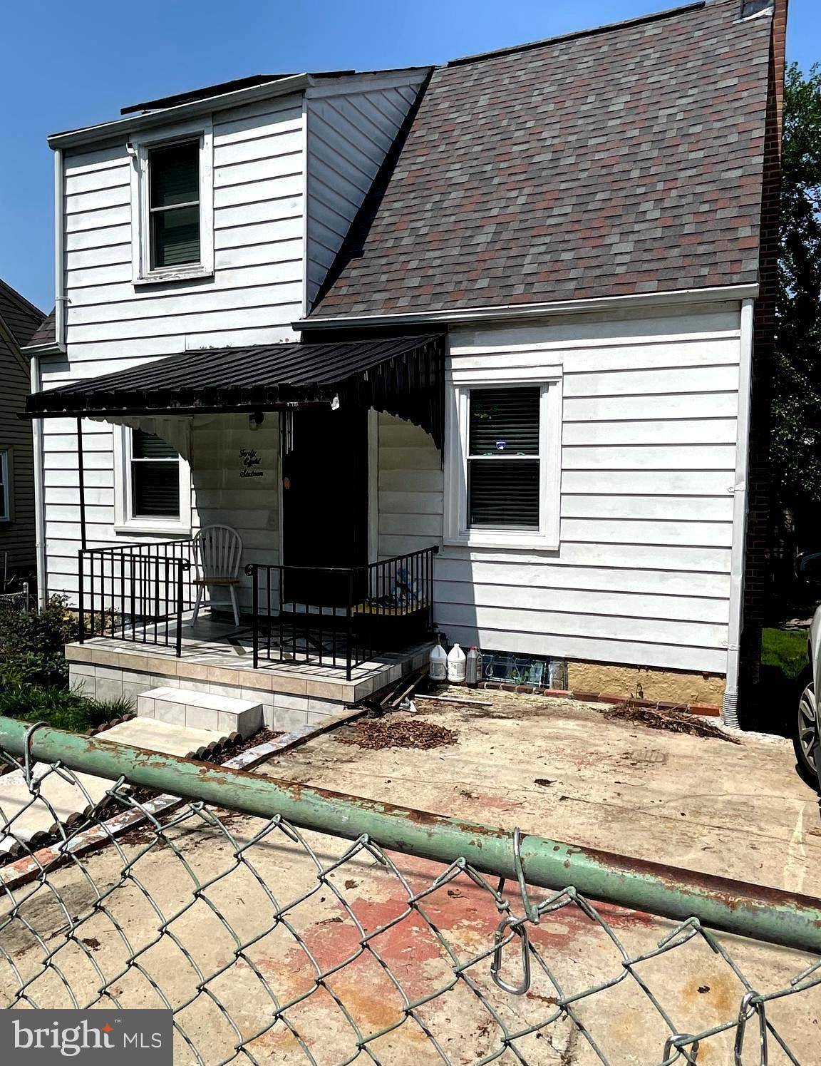 Capitol Heights, MD 20743,4816 FABLE ST