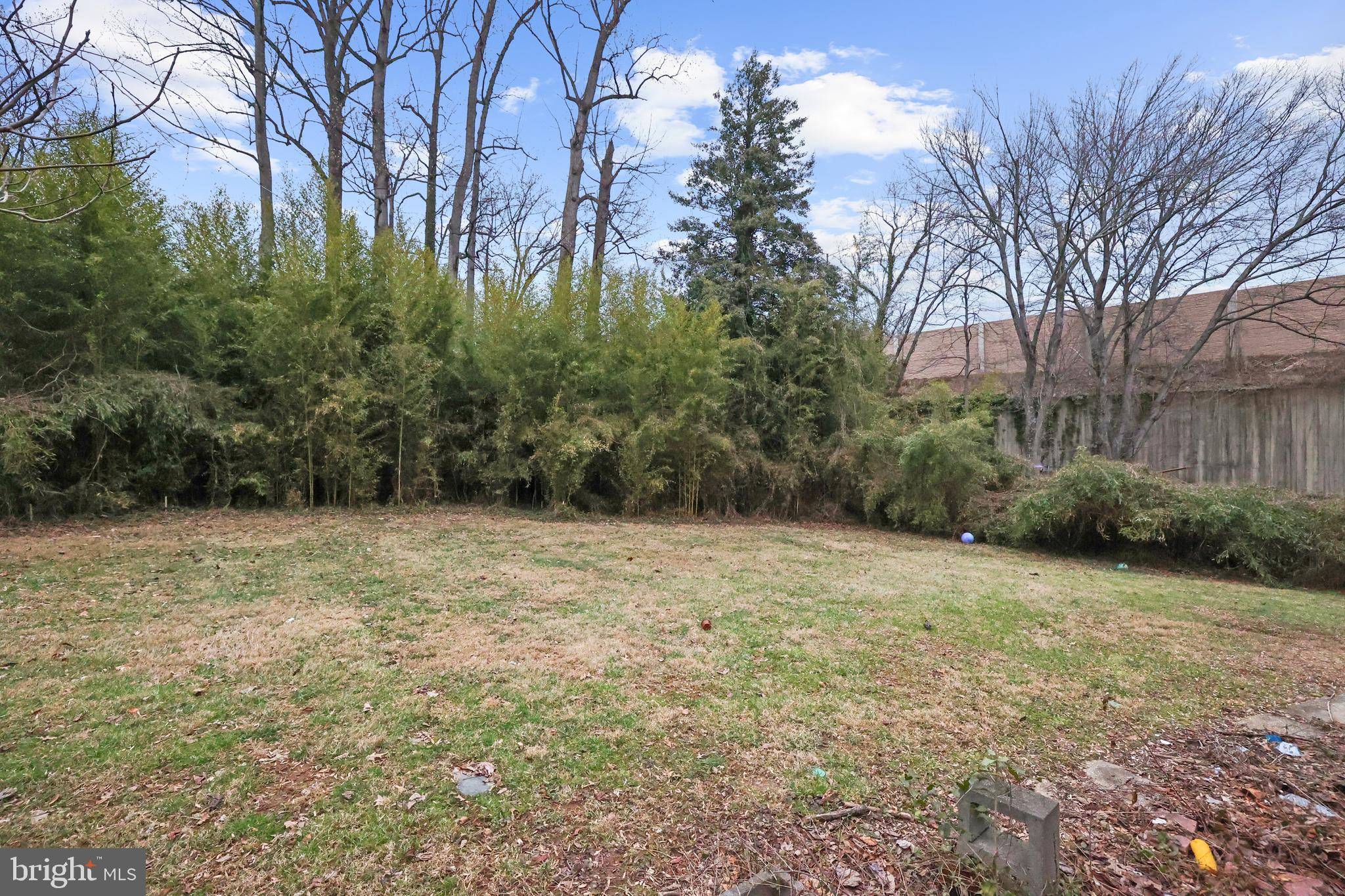 Arlington, VA 22213,6947 28TH ST N