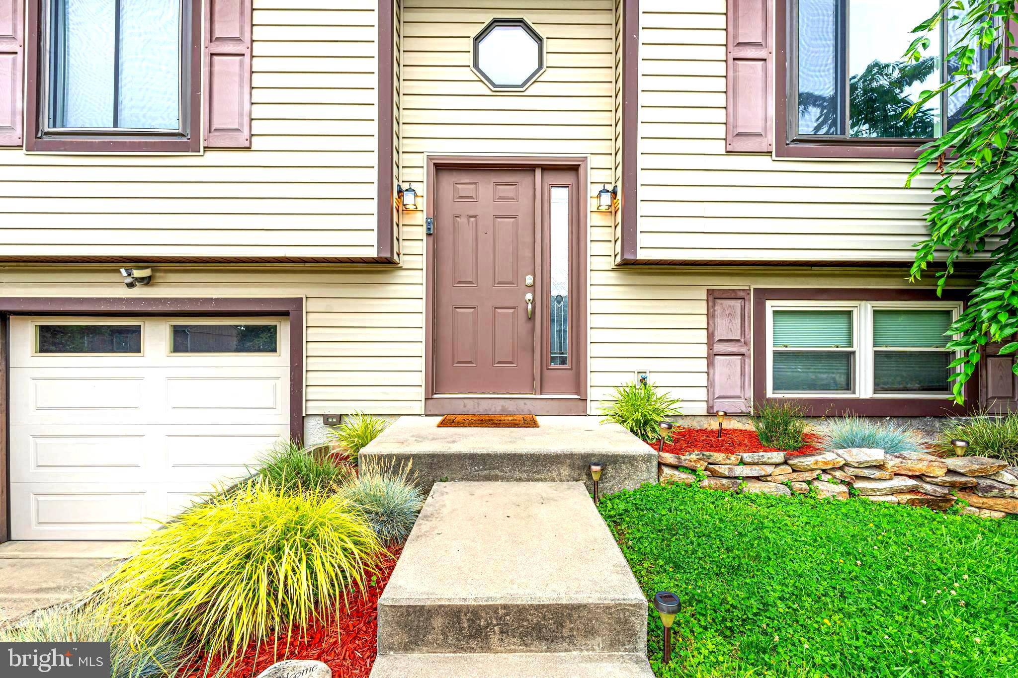 Essex, MD 21221,135 HOLLY CIR