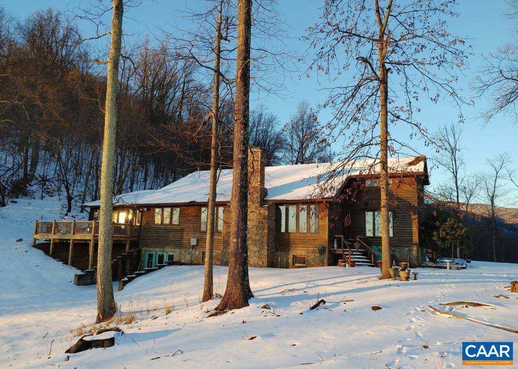 Lowesville, VA 22967,247 LLAMA LN