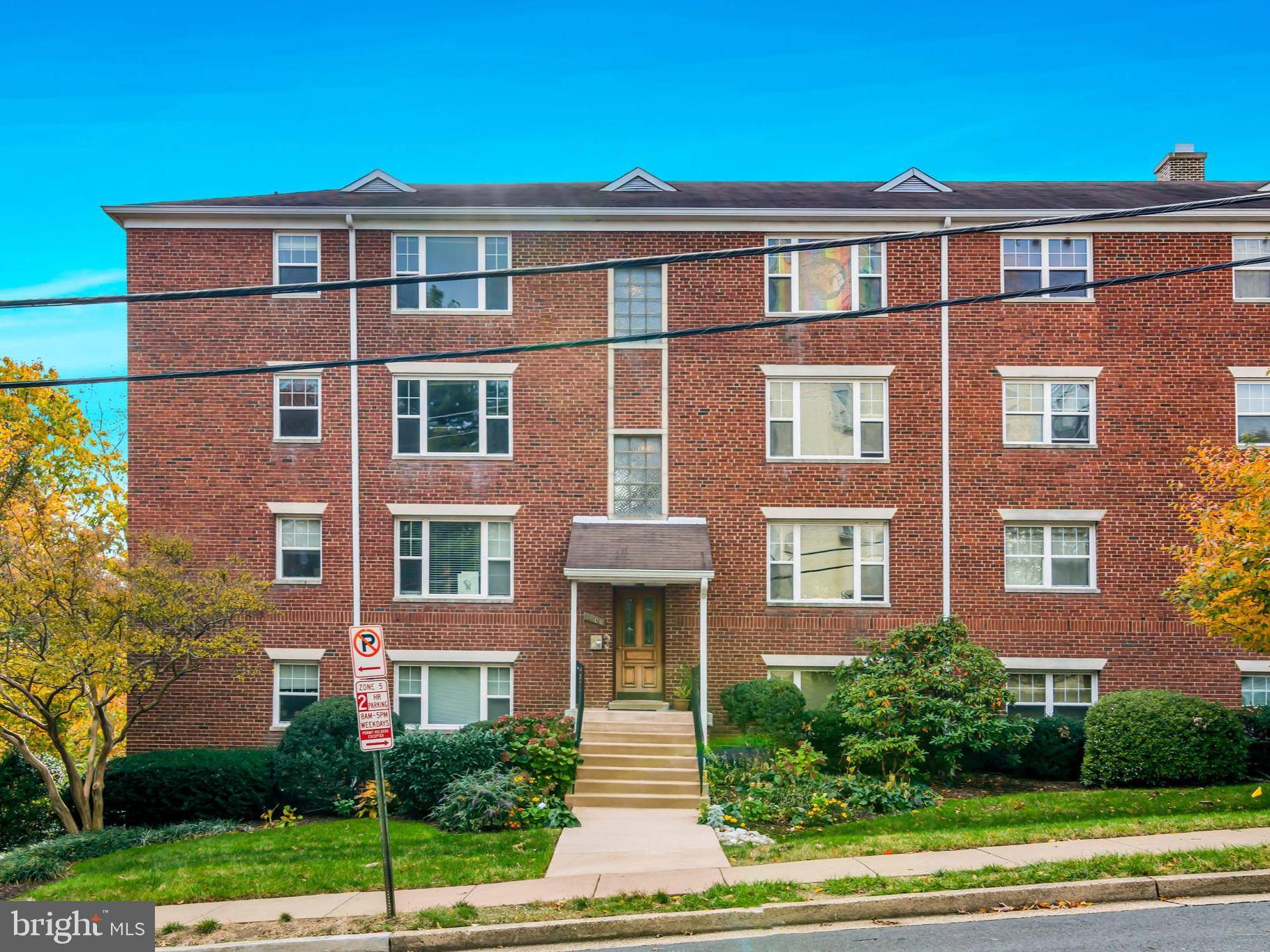Arlington, VA 22209,1400 12TH ST N #2