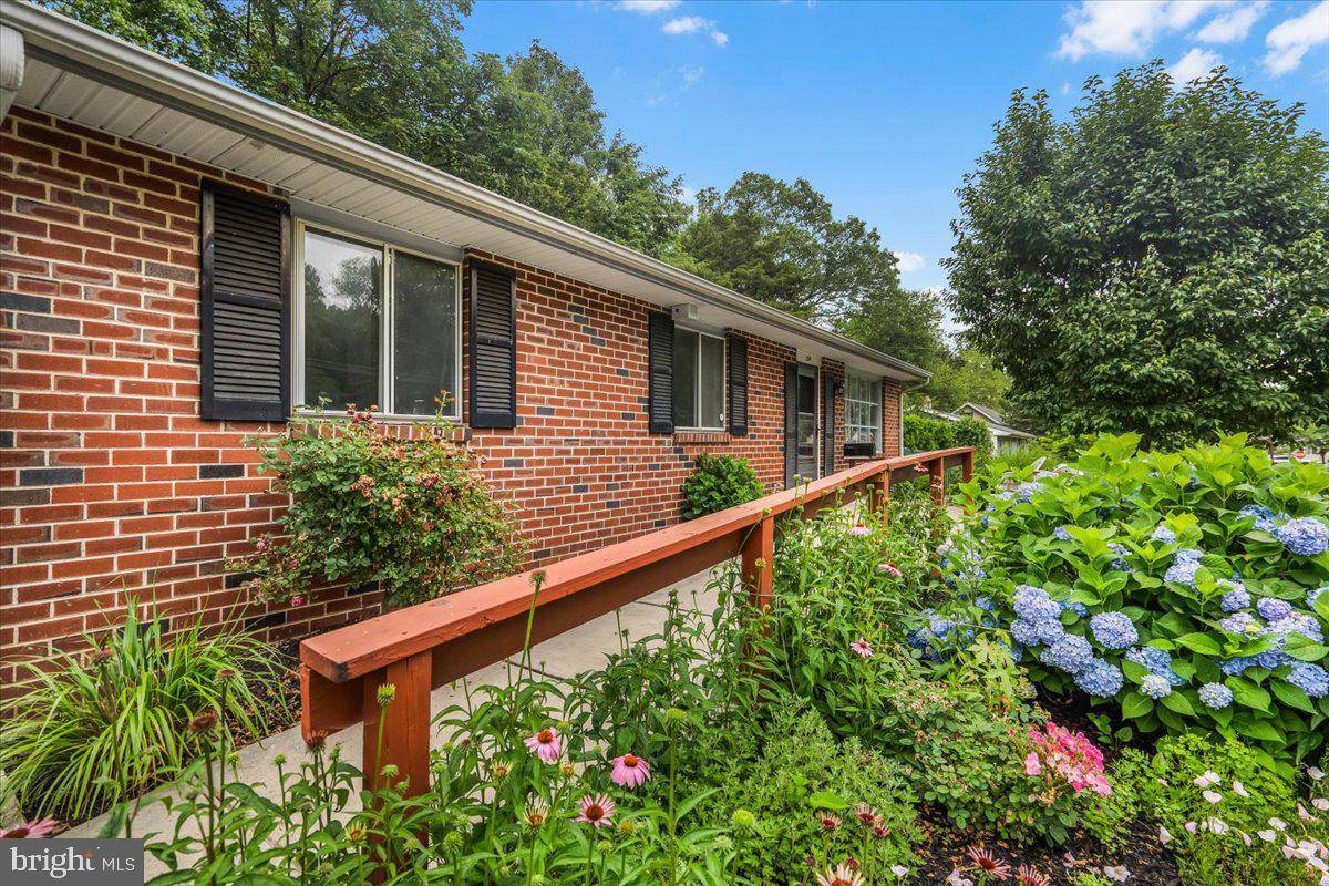 Croydon, PA 19021,2149 DIXON AVE