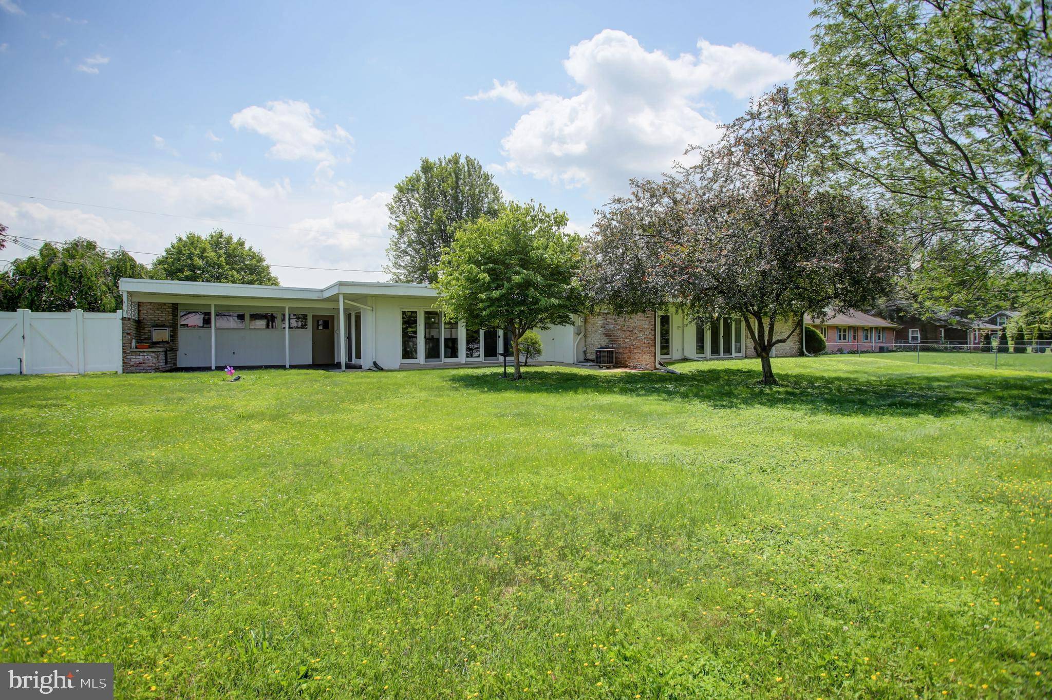 Chambersburg, PA 17201,1691 WILSON AVENUE