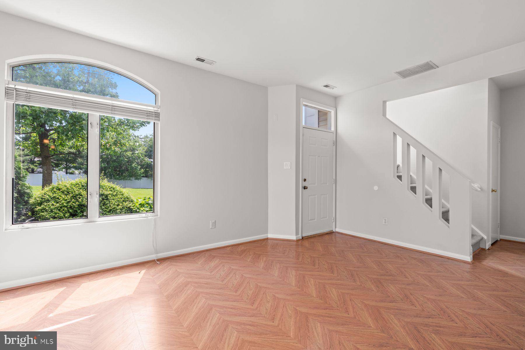 North Wales, PA 19454,1301 BARBARAS CT