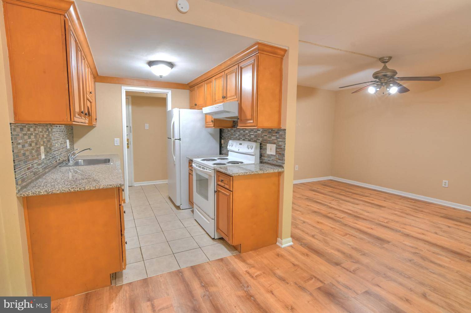 Reston, VA 20191,11629 STONEVIEW SQ #1B