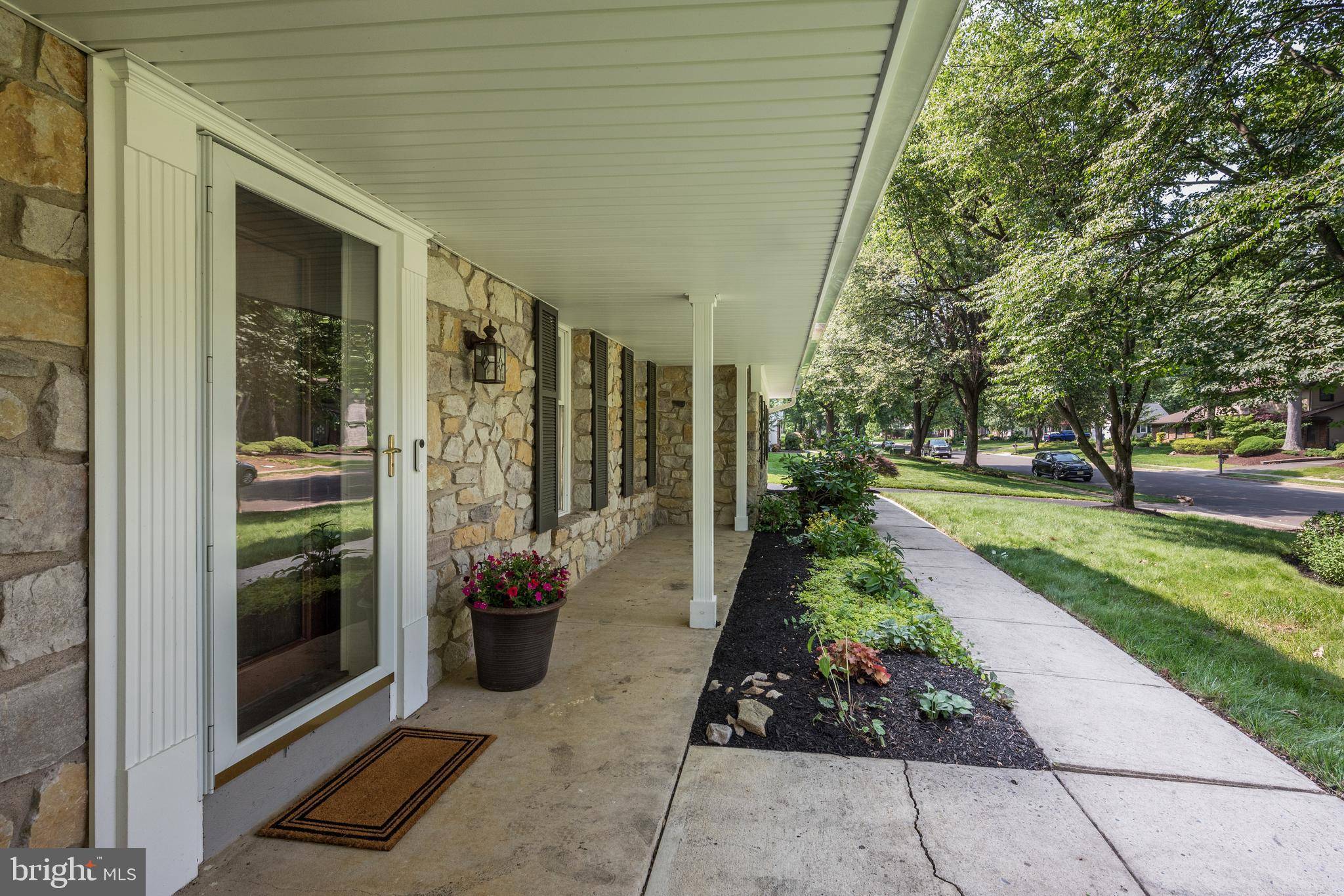 Yardley, PA 19067,561 NOTTINGHAM DR