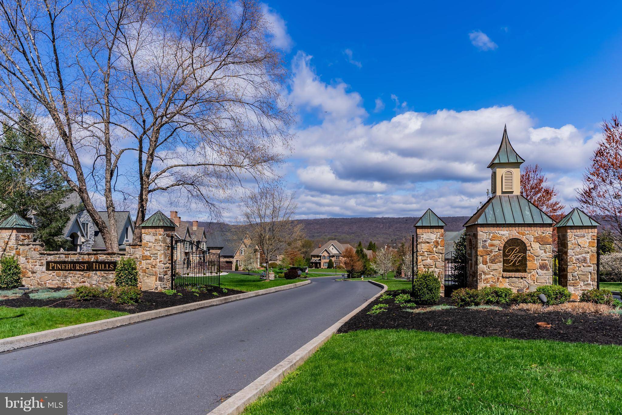 Mechanicsburg, PA 17050,1720 ADELINE DR