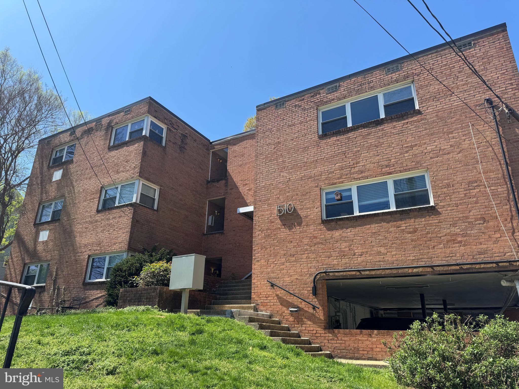 Arlington, VA 22209,1510 N ROLFE ST #7