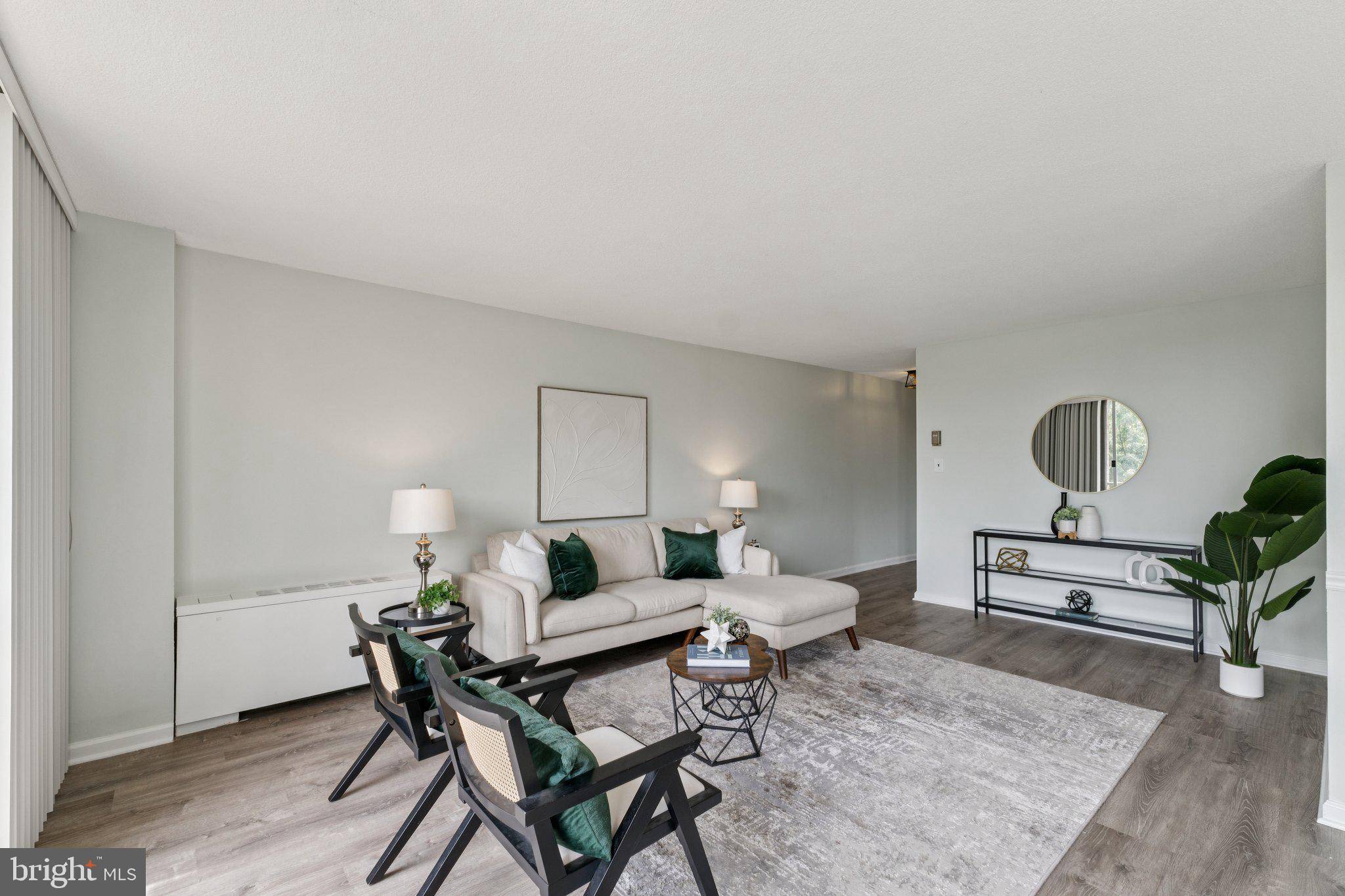 Arlington, VA 22204,4600 S FOUR MILE RUN DR #526