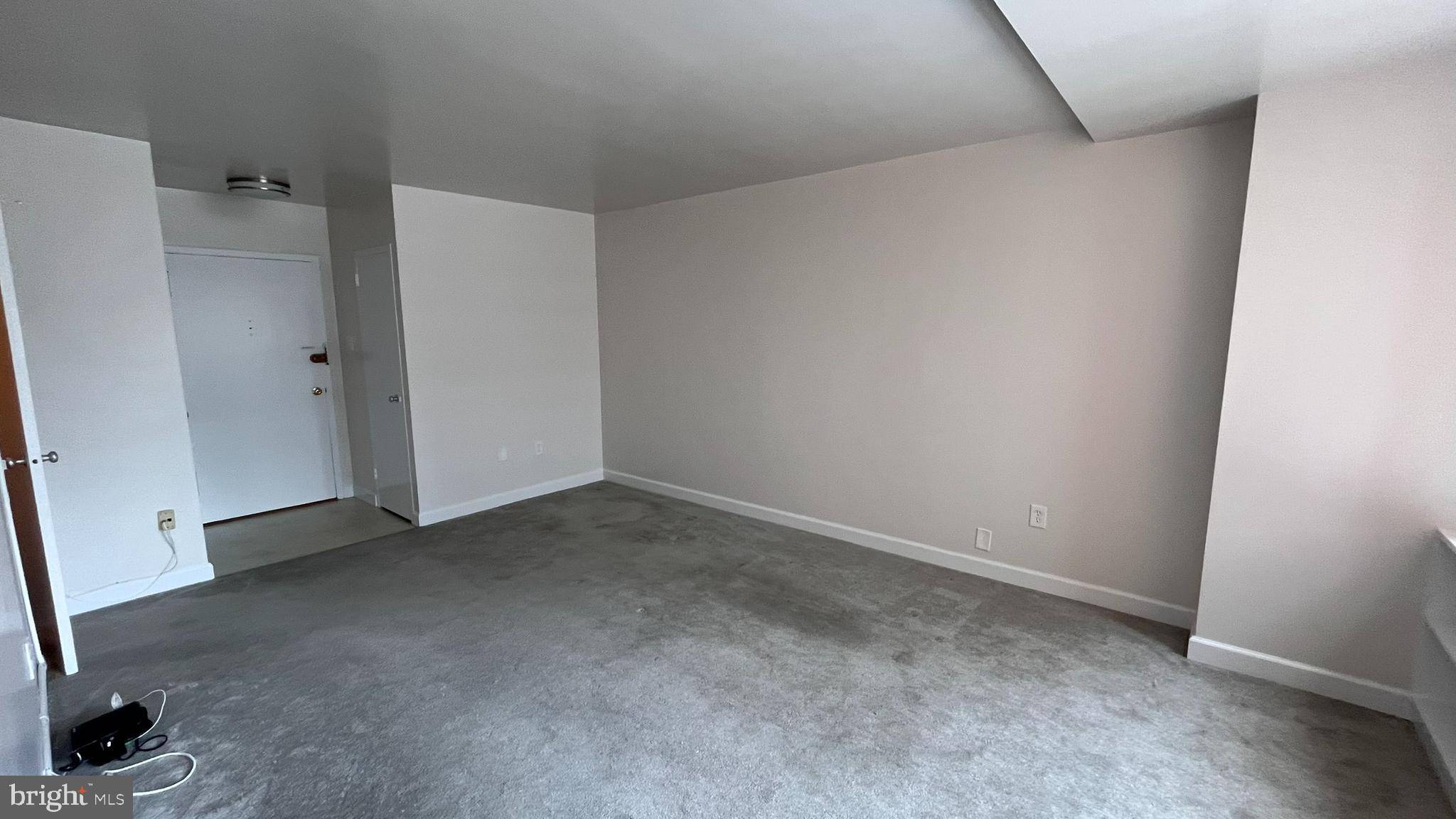 Arlington, VA 22209,1121 ARLINGTON BLVD #708
