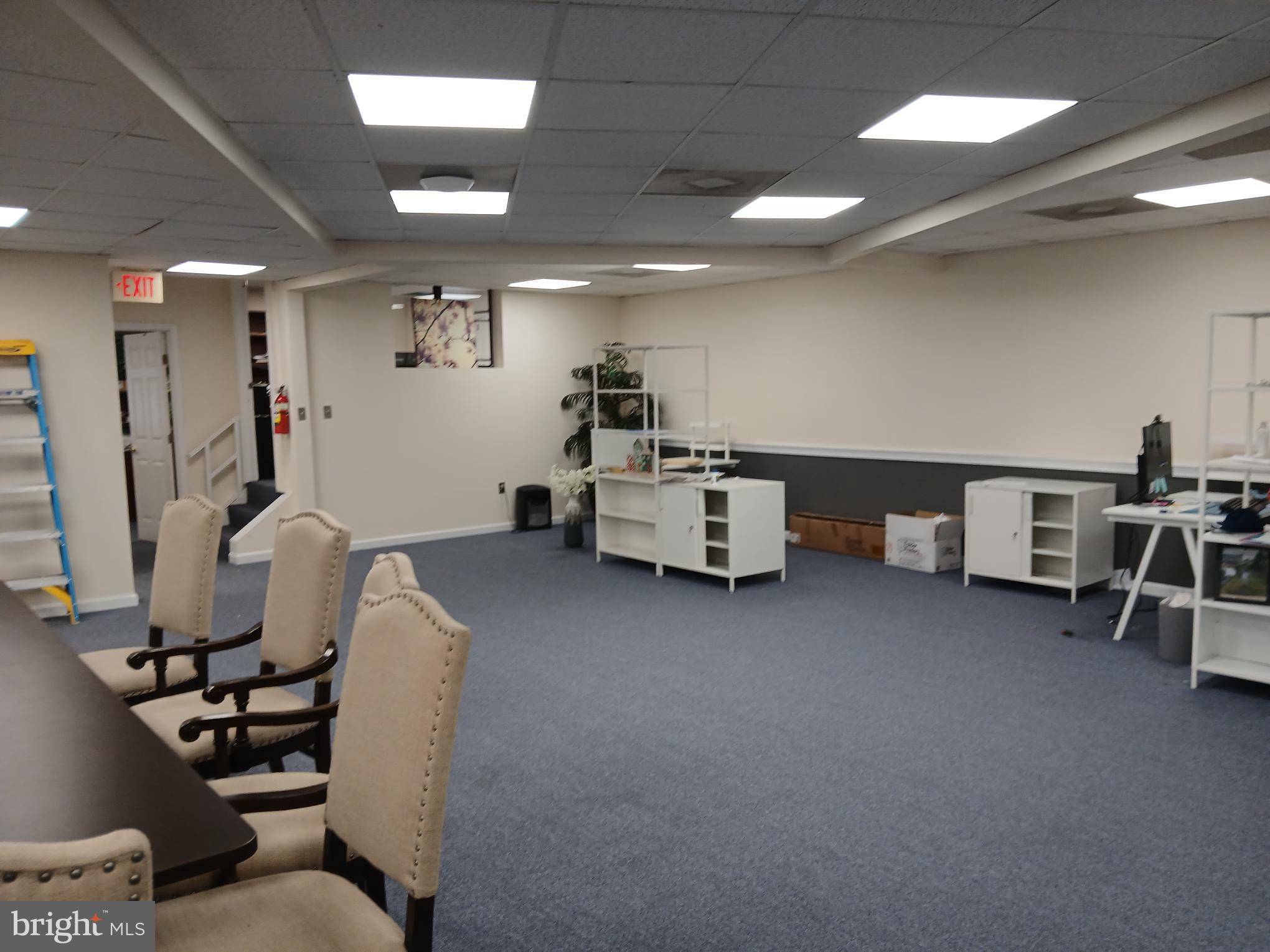 Chantilly, VA 20151,14230-C SULLYFIELD CIR #4230-C