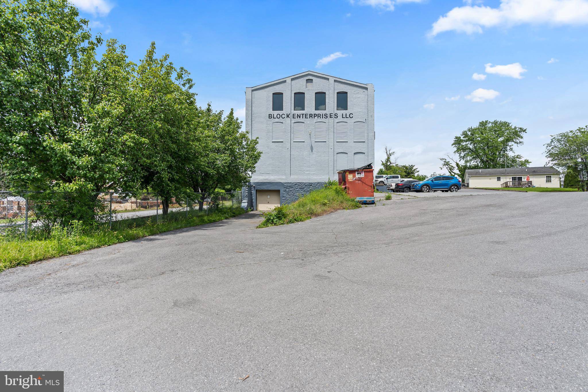 Hagerstown, MD 21740,133 S BURHANS BLVD
