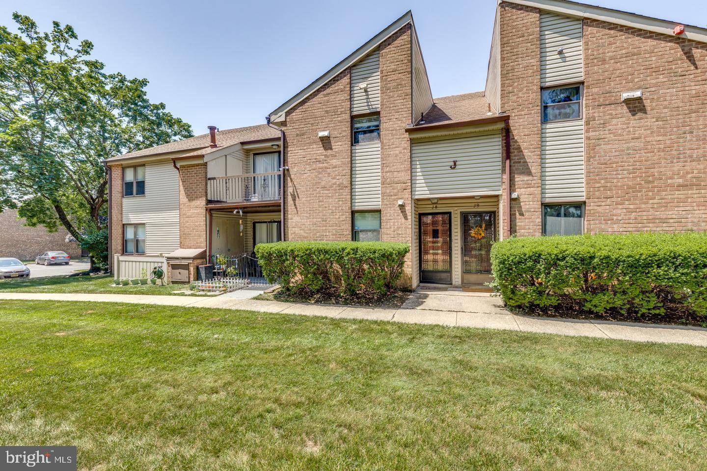 Edgewater Park, NJ 08010,1475 MOUNT HOLLY RD #J8