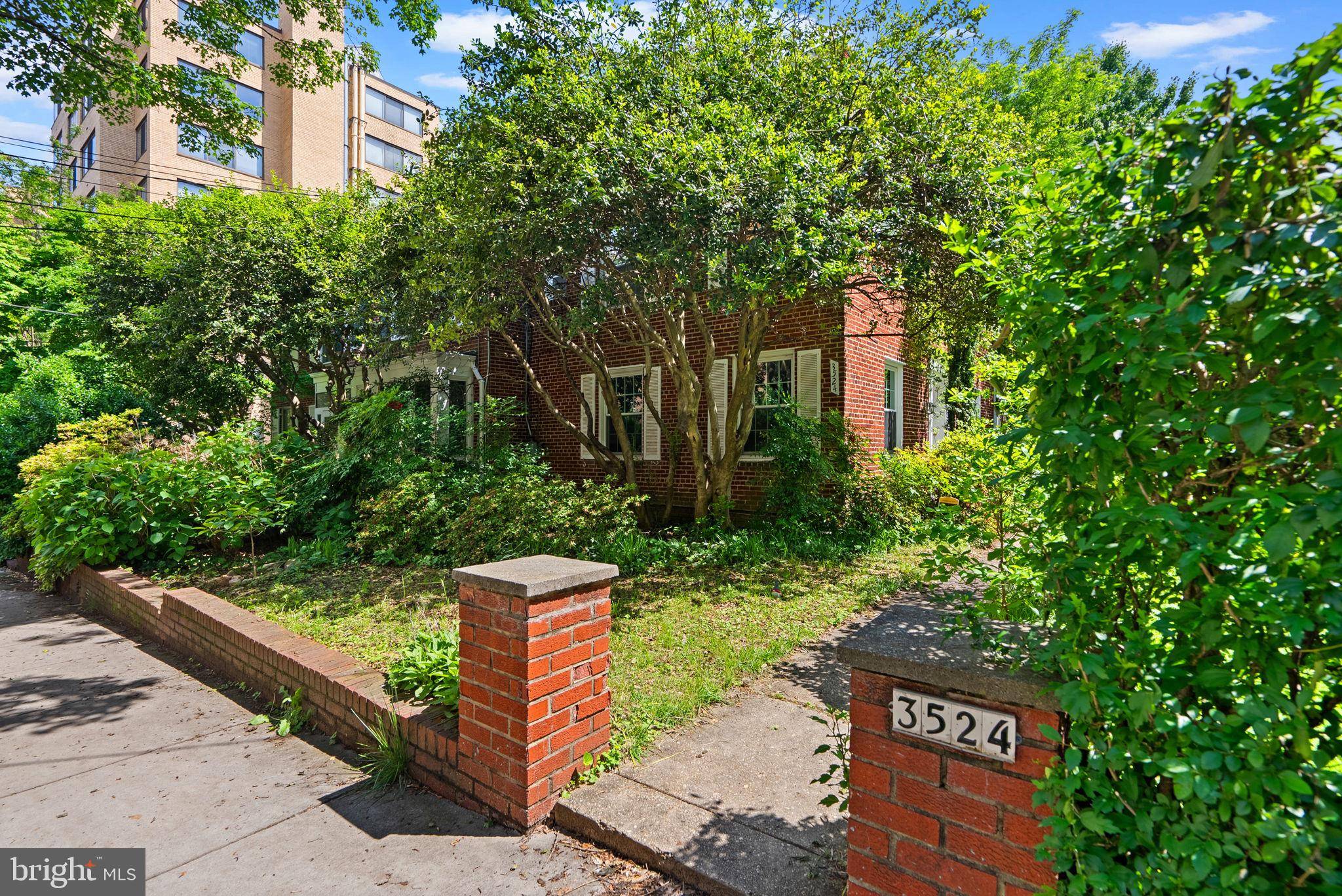 Washington, DC 20008,3524 DAVENPORT ST NW