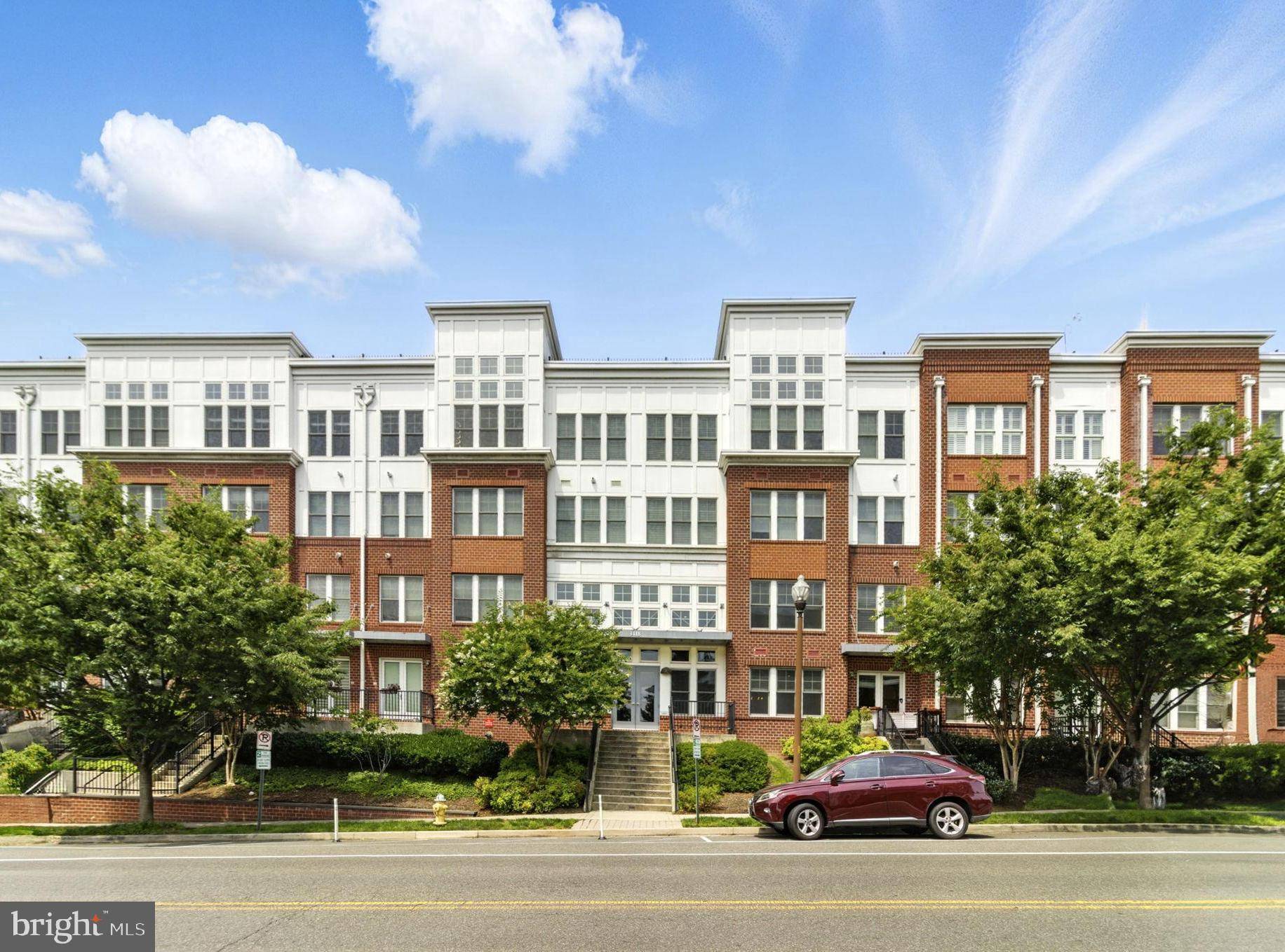 Arlington, VA 22209,1418 N RHODES ST #B422