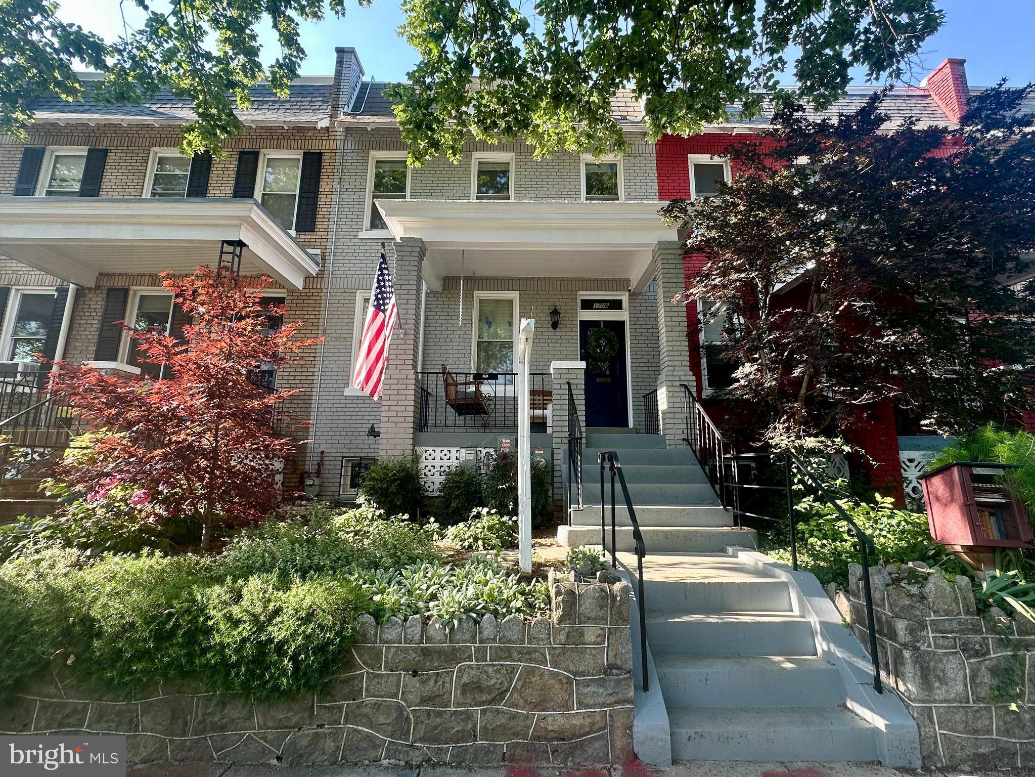 Washington, DC 20003,1706 E ST SE