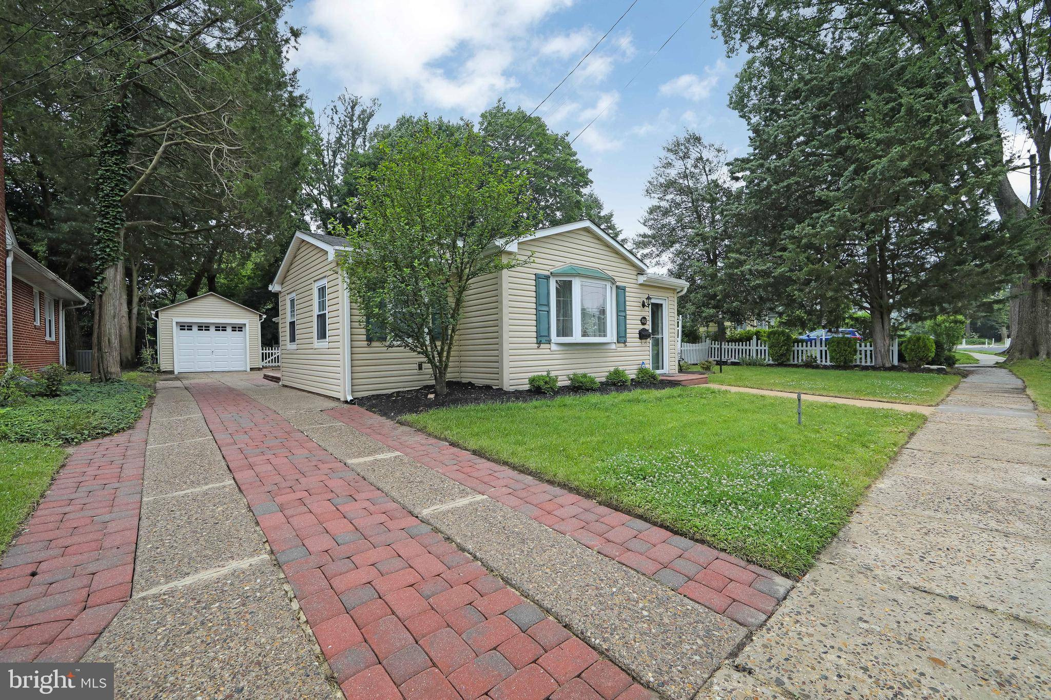 Haddon Township, NJ 08108,1002 EMERALD