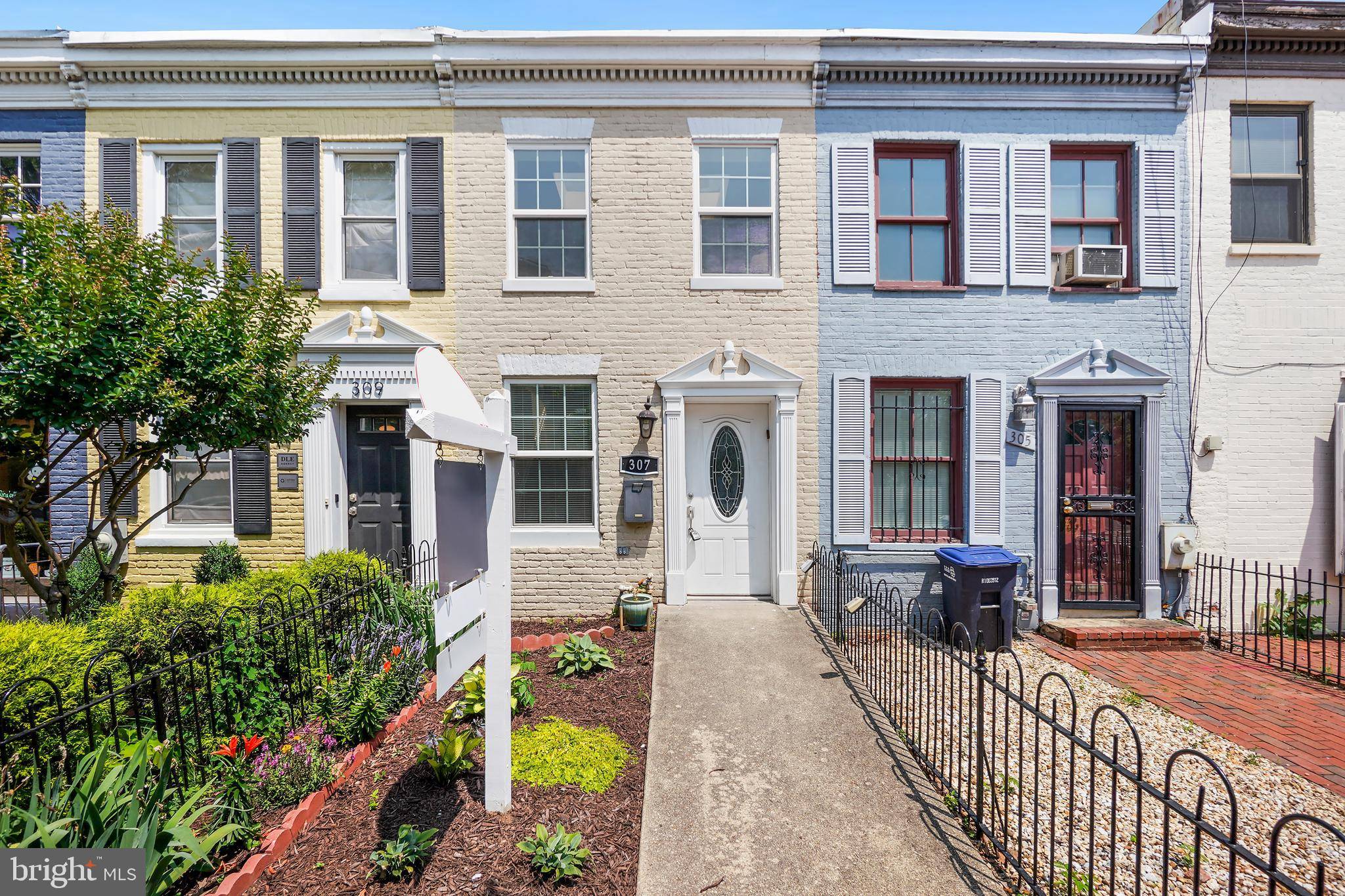 Washington, DC 20002,307 8TH ST NE