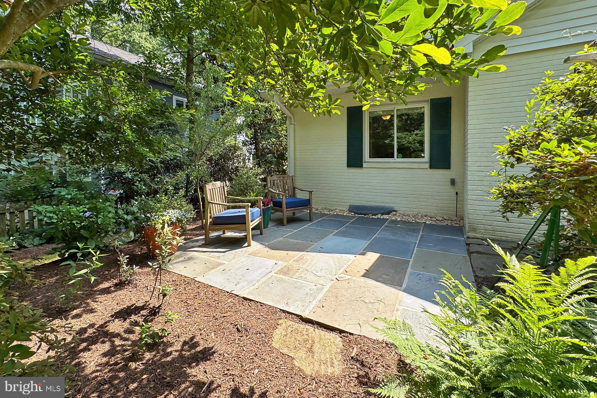 Falls Church, VA 22042,3132 HOLMES RUN RD