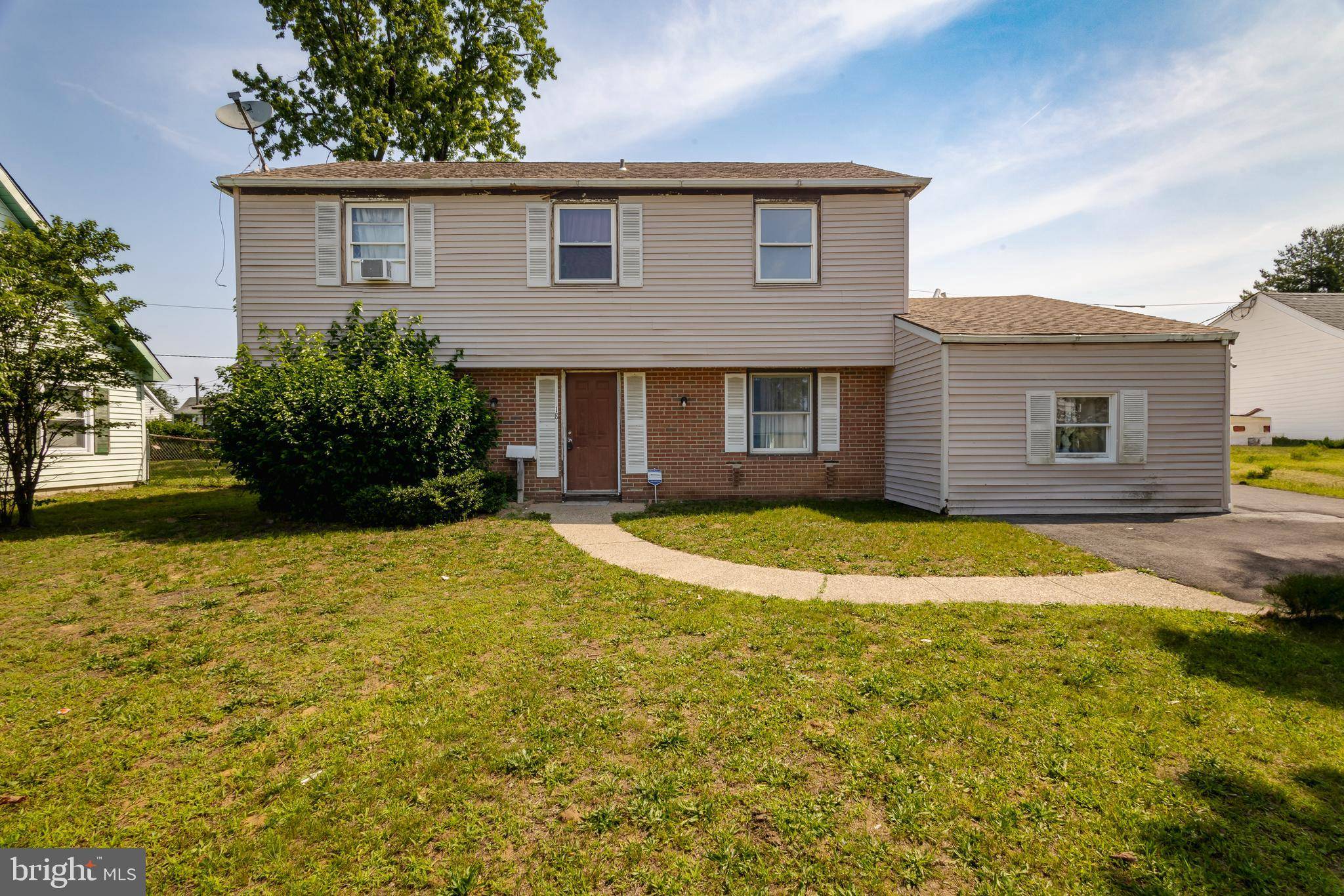 Willingboro, NJ 08046,18 BENDIX LN