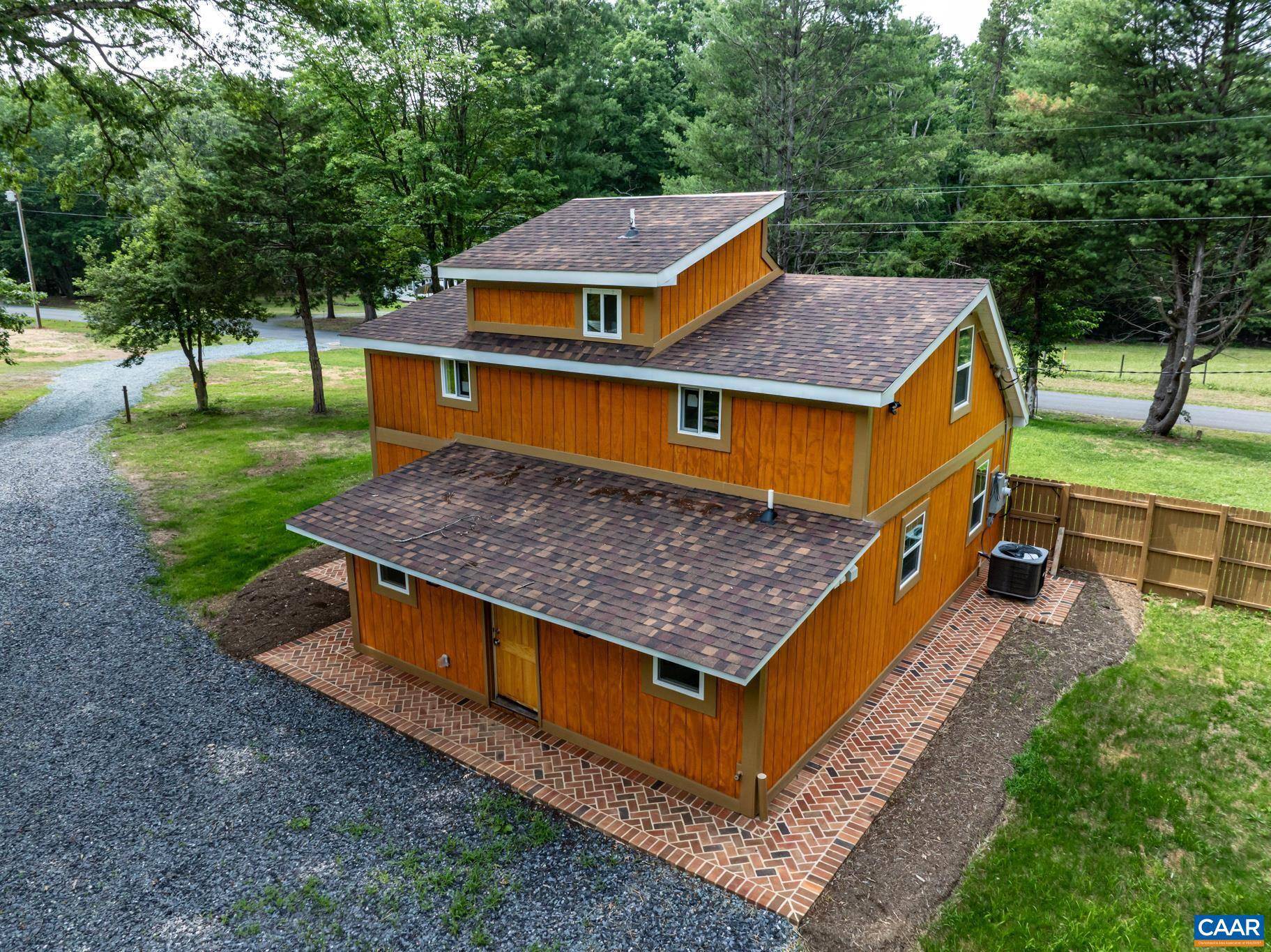 Palmyra, VA 22963,539 NAHOR MANOR RD