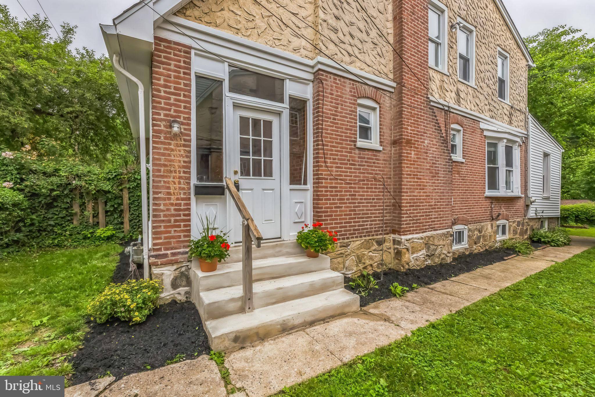 Media, PA 19063,10 W JEFFERSON ST