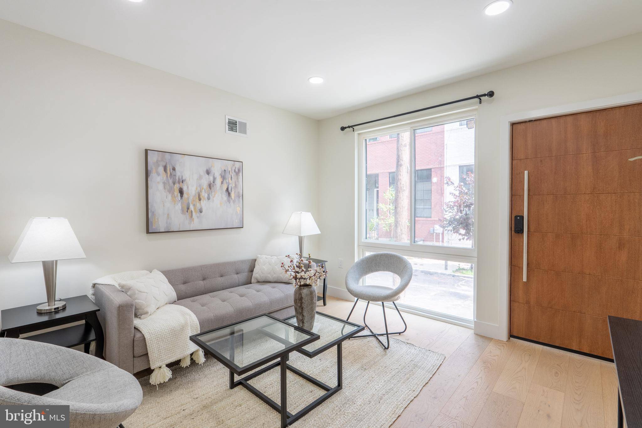Philadelphia, PA 19148,622 MCCLELLAN ST