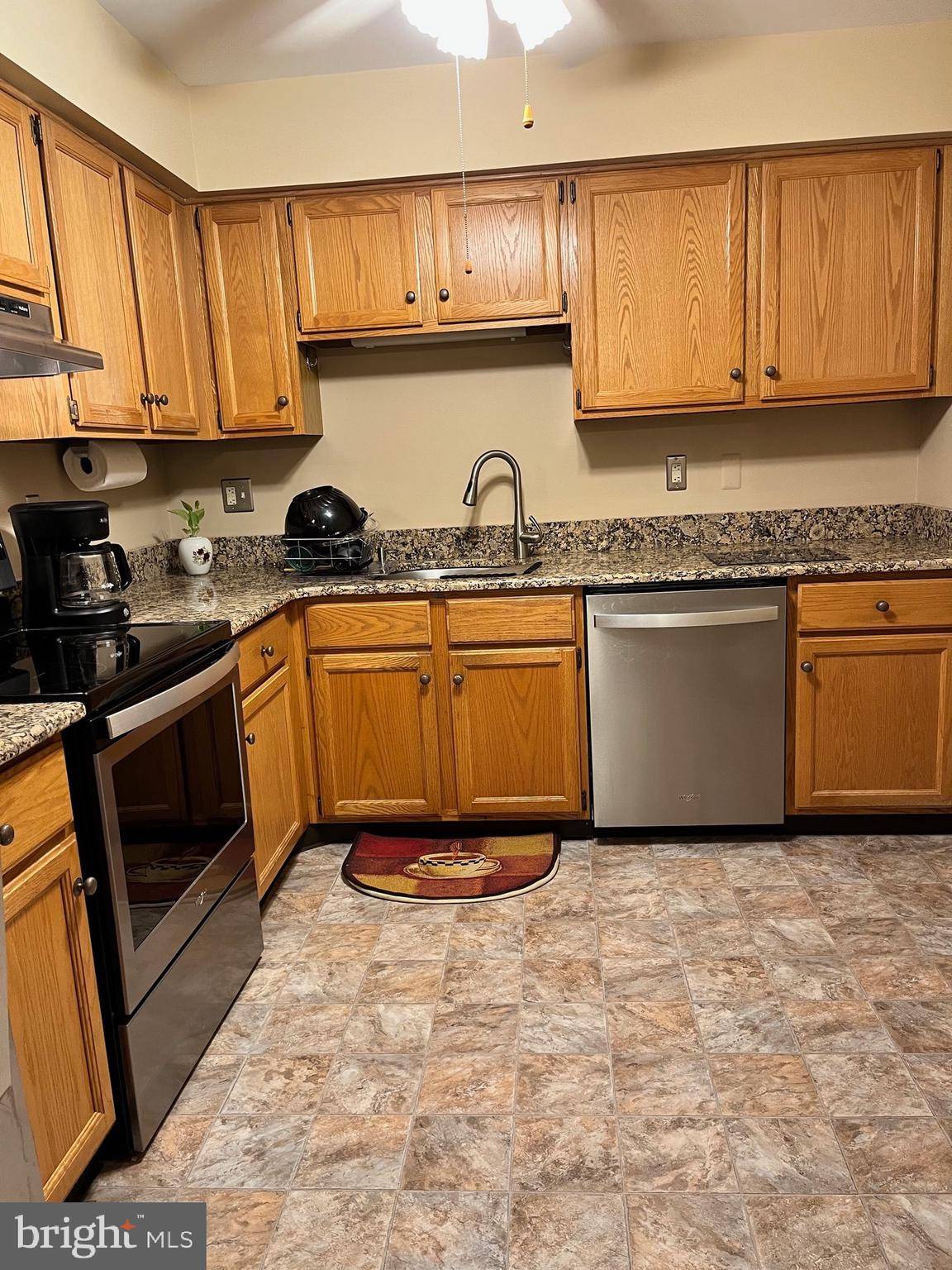 Clifton Heights, PA 19018,801 CAMBRIDGE CIR