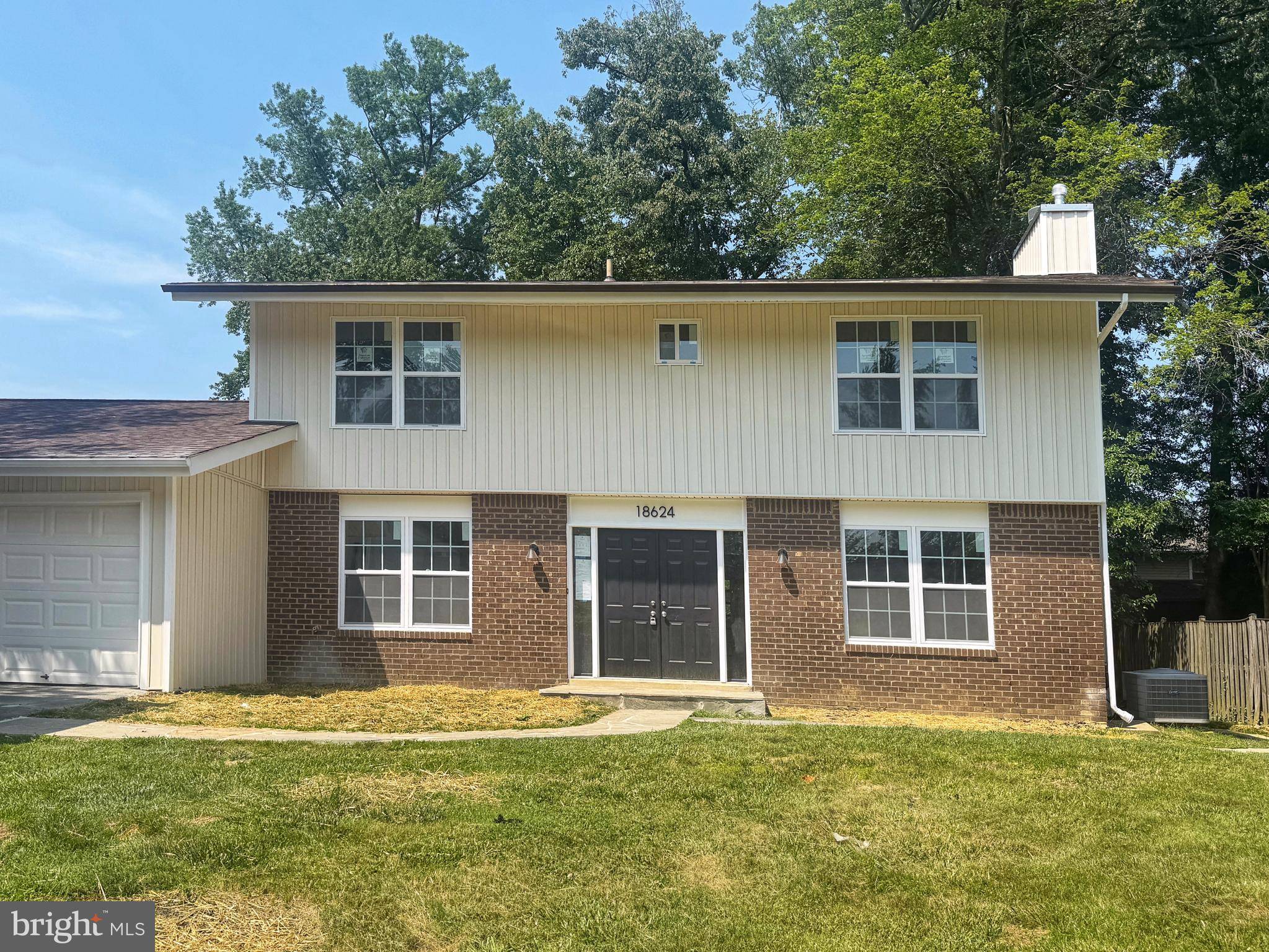 Brookeville, MD 20833,18624 QUEEN ELIZABETH DR