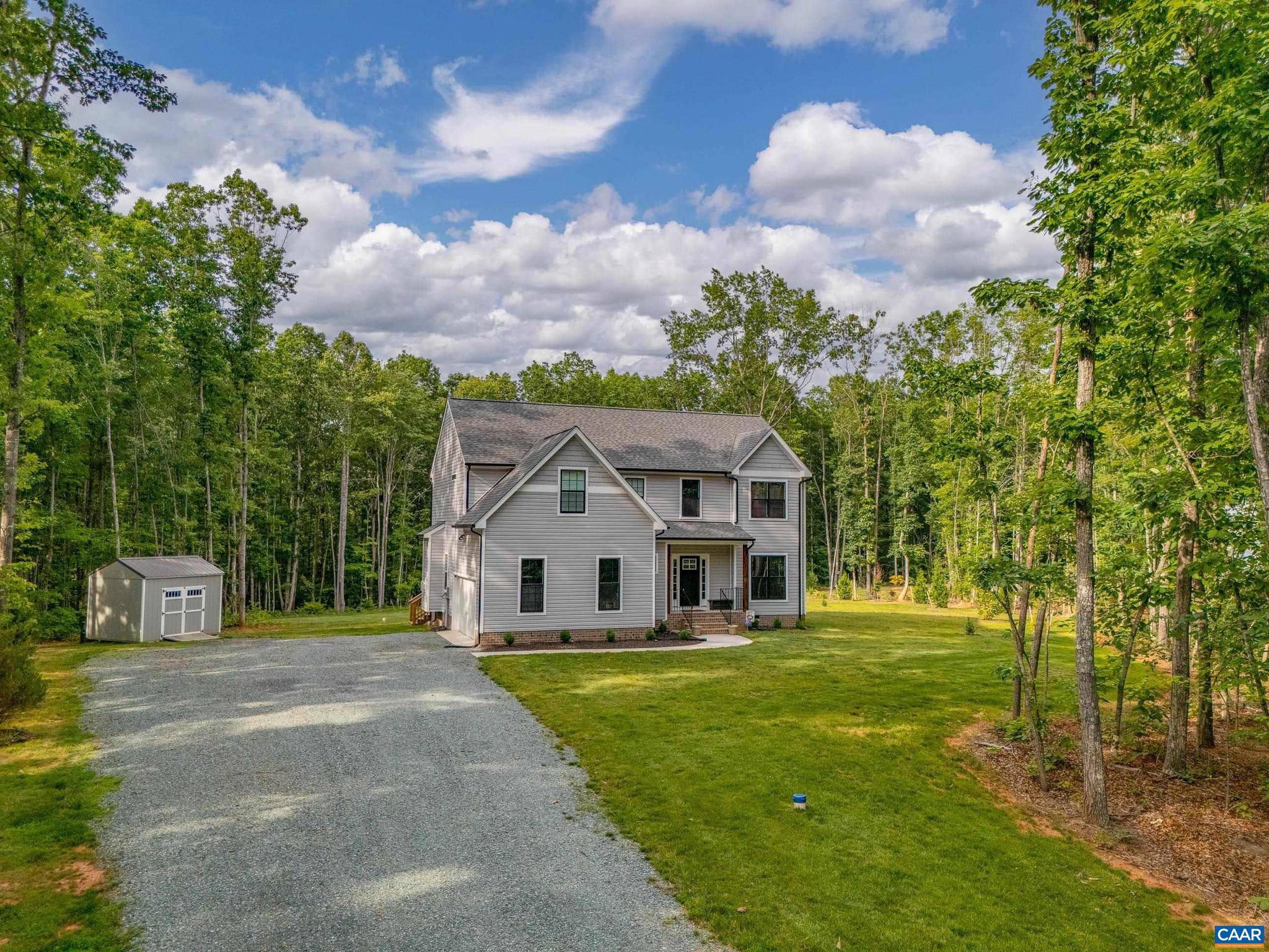 Palmyra, VA 22963,334 FOREST GLEN LN