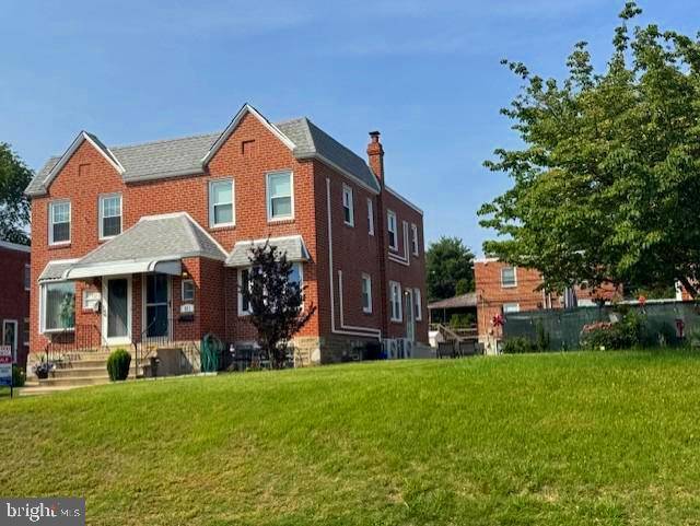 Philadelphia, PA 19115,821 GLENN ST