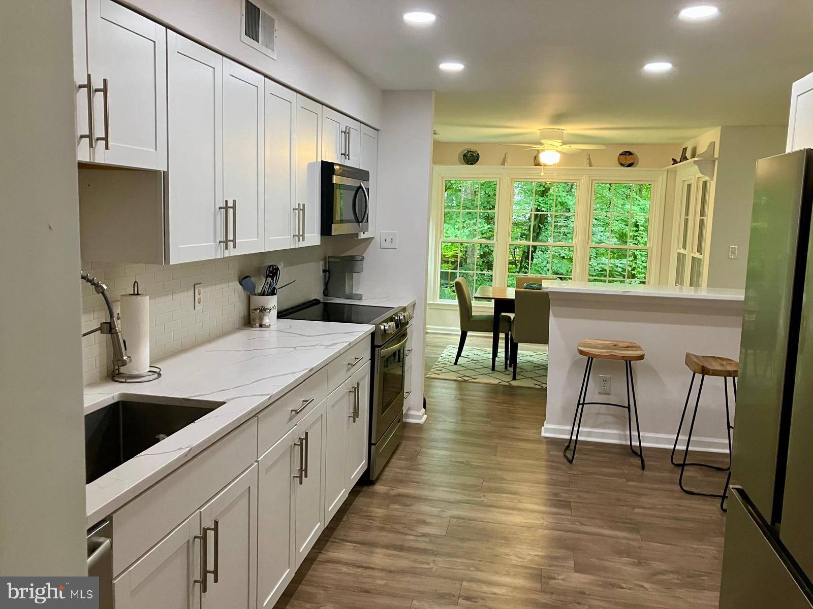 Reston, VA 20194,1557 CHURCH HILL PL