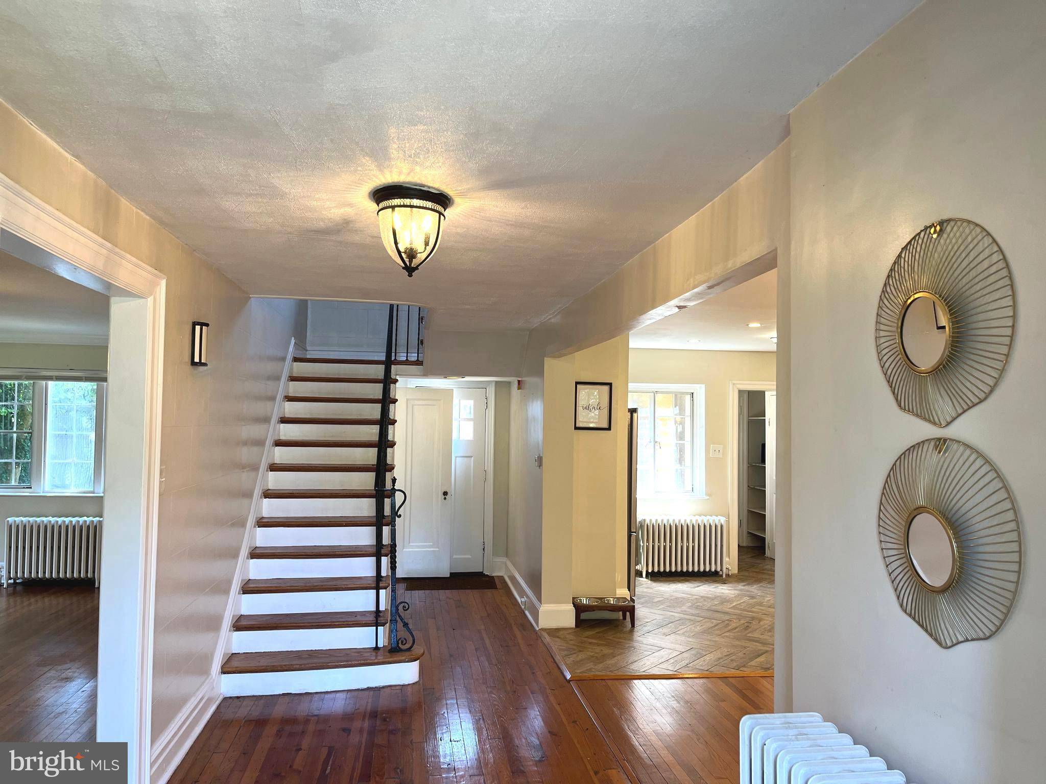 Drexel Hill, PA 19026,356 UPLAND WAY