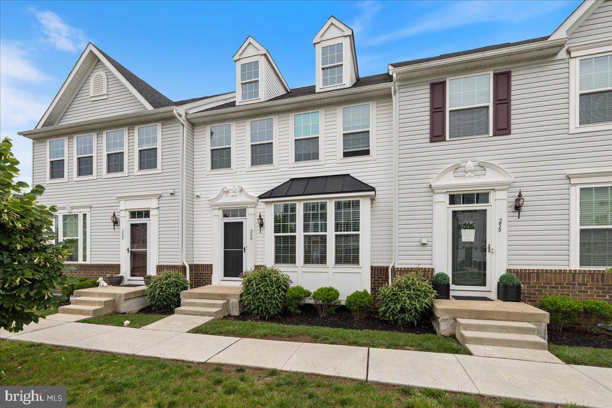 Harleysville, PA 19438,260 GRACE LN