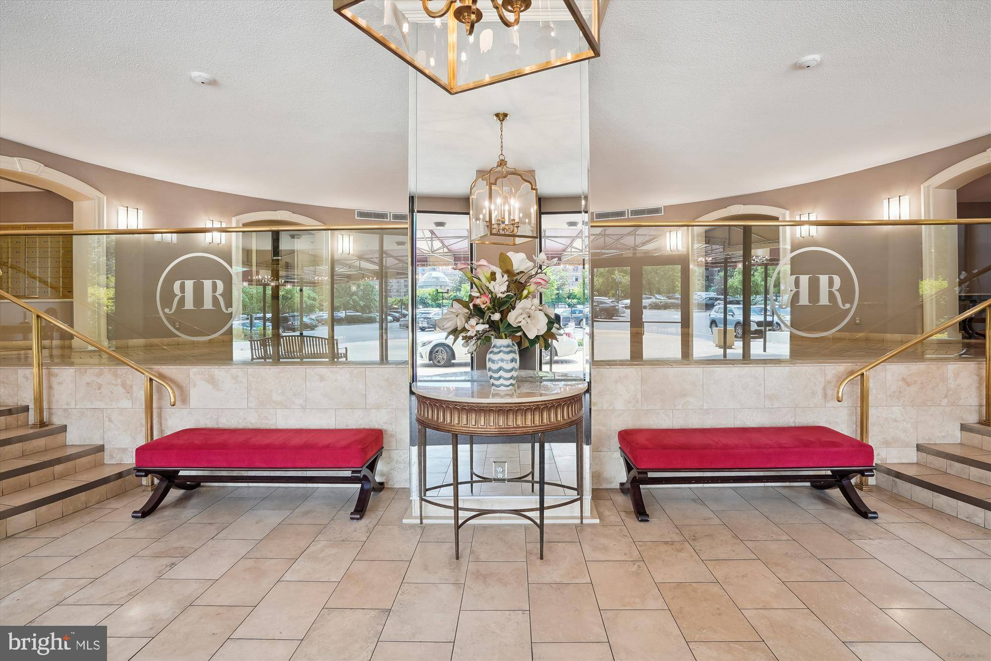 Mclean, VA 22102,8370 GREENSBORO DR #1011