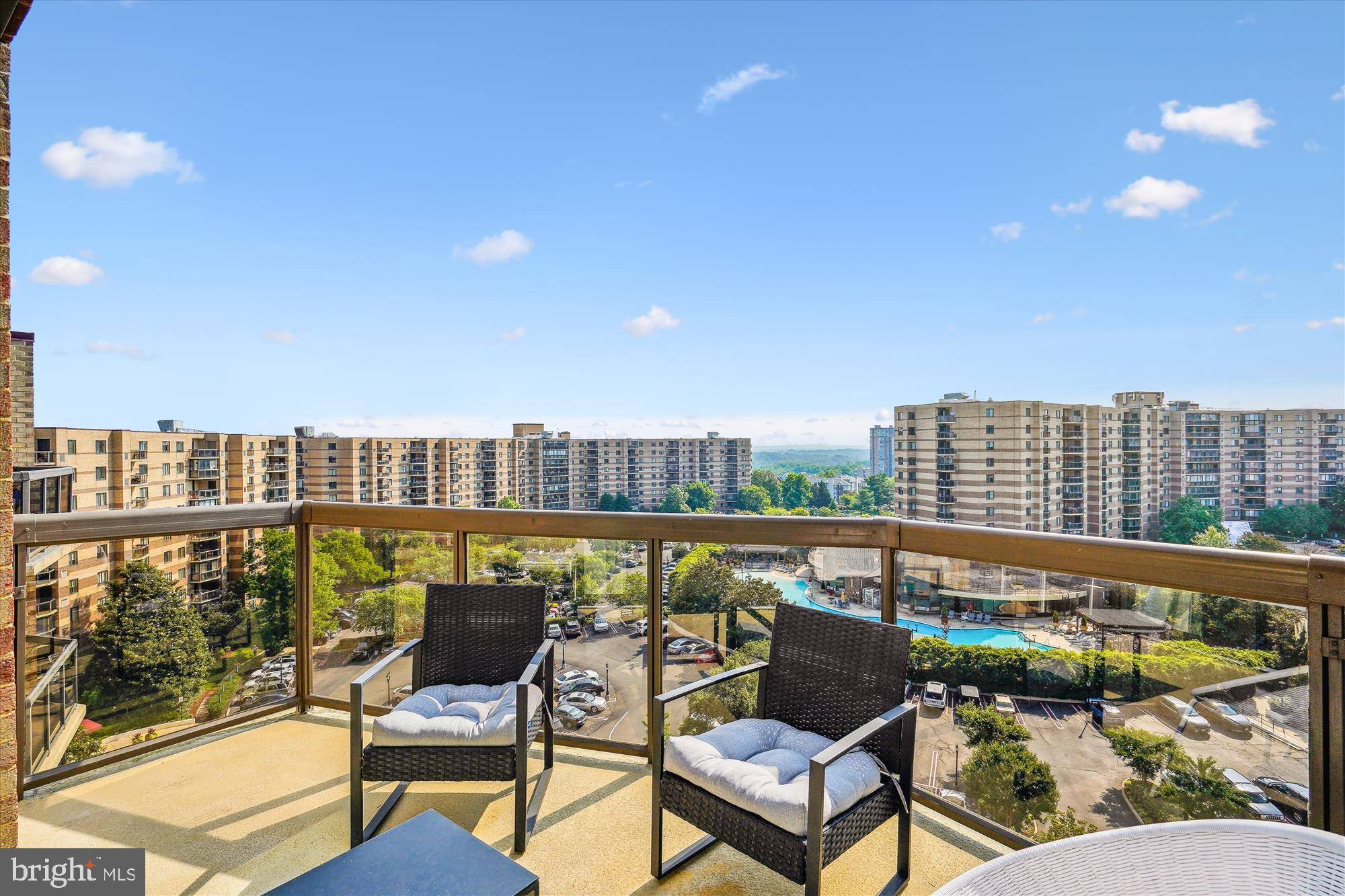 Mclean, VA 22102,8370 GREENSBORO DR #1011