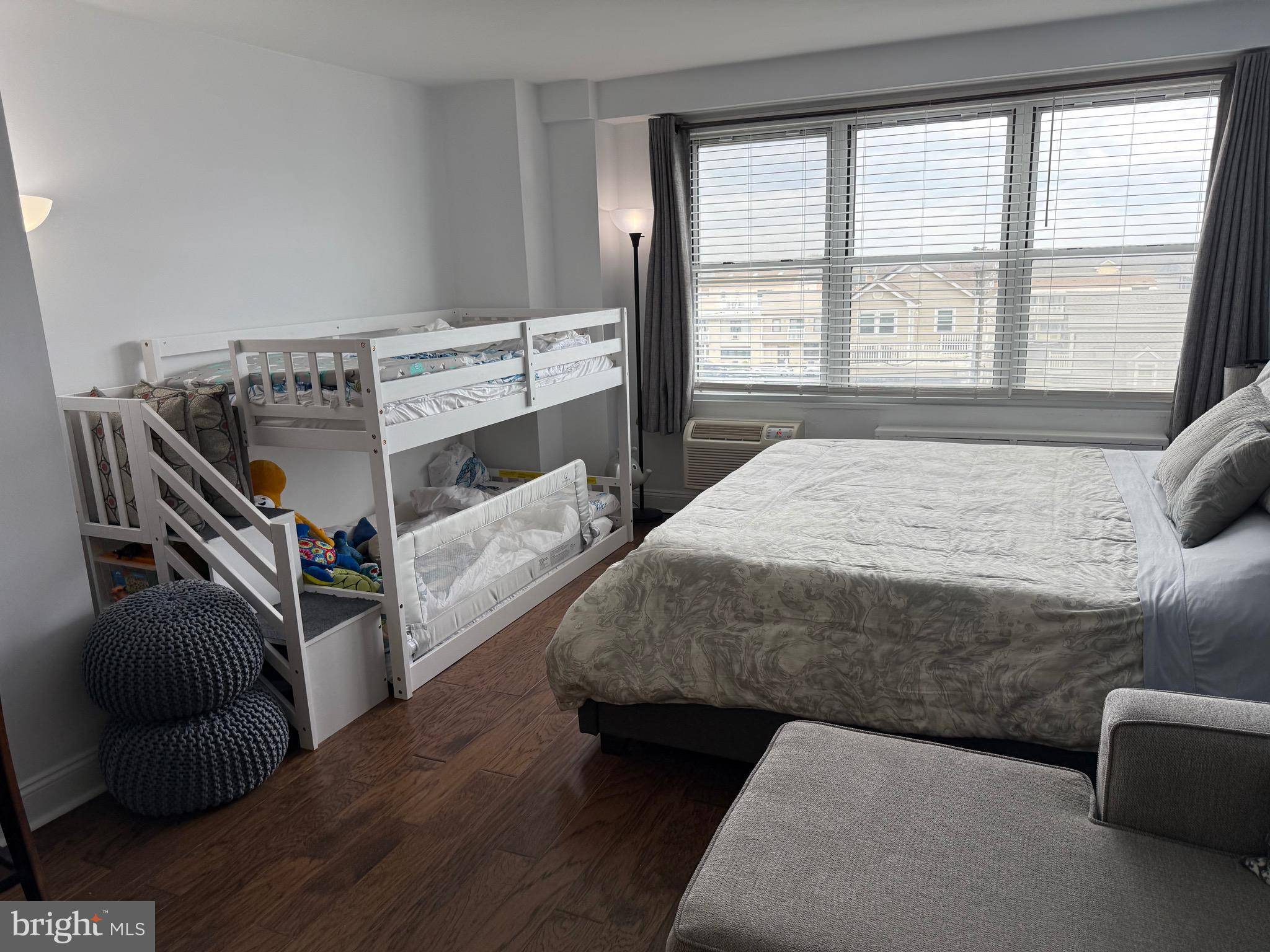 Margate City, NJ 08402,9400 ATLANTIC AVE #306