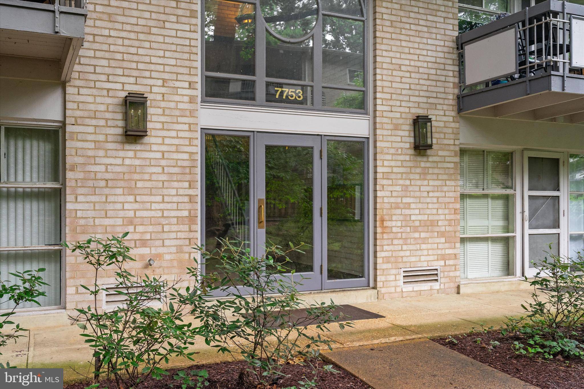 Annandale, VA 22003,7753 DONNYBROOK CT #103