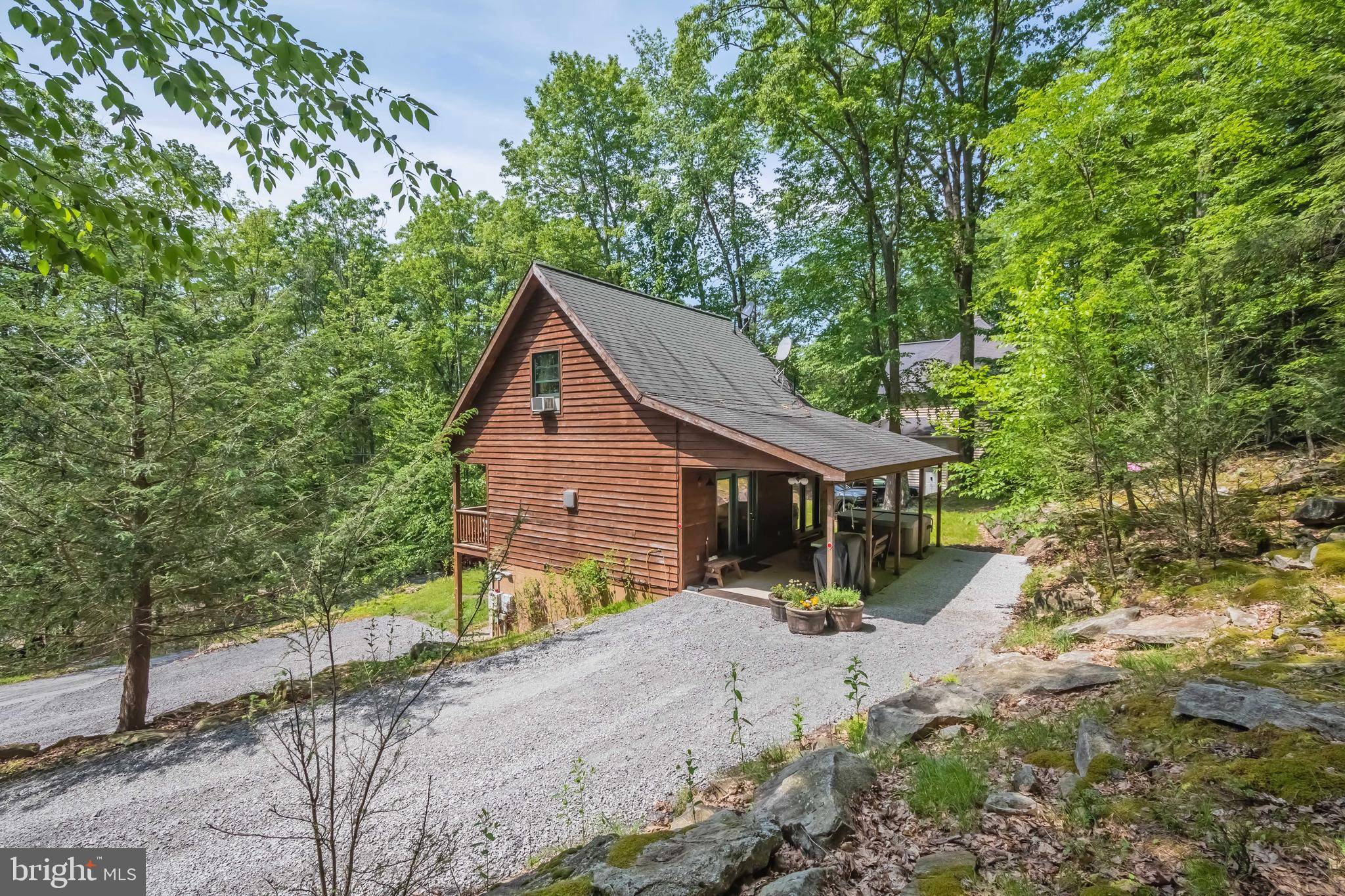 Oakland, MD 21550,333 SLOAN TRACT RD